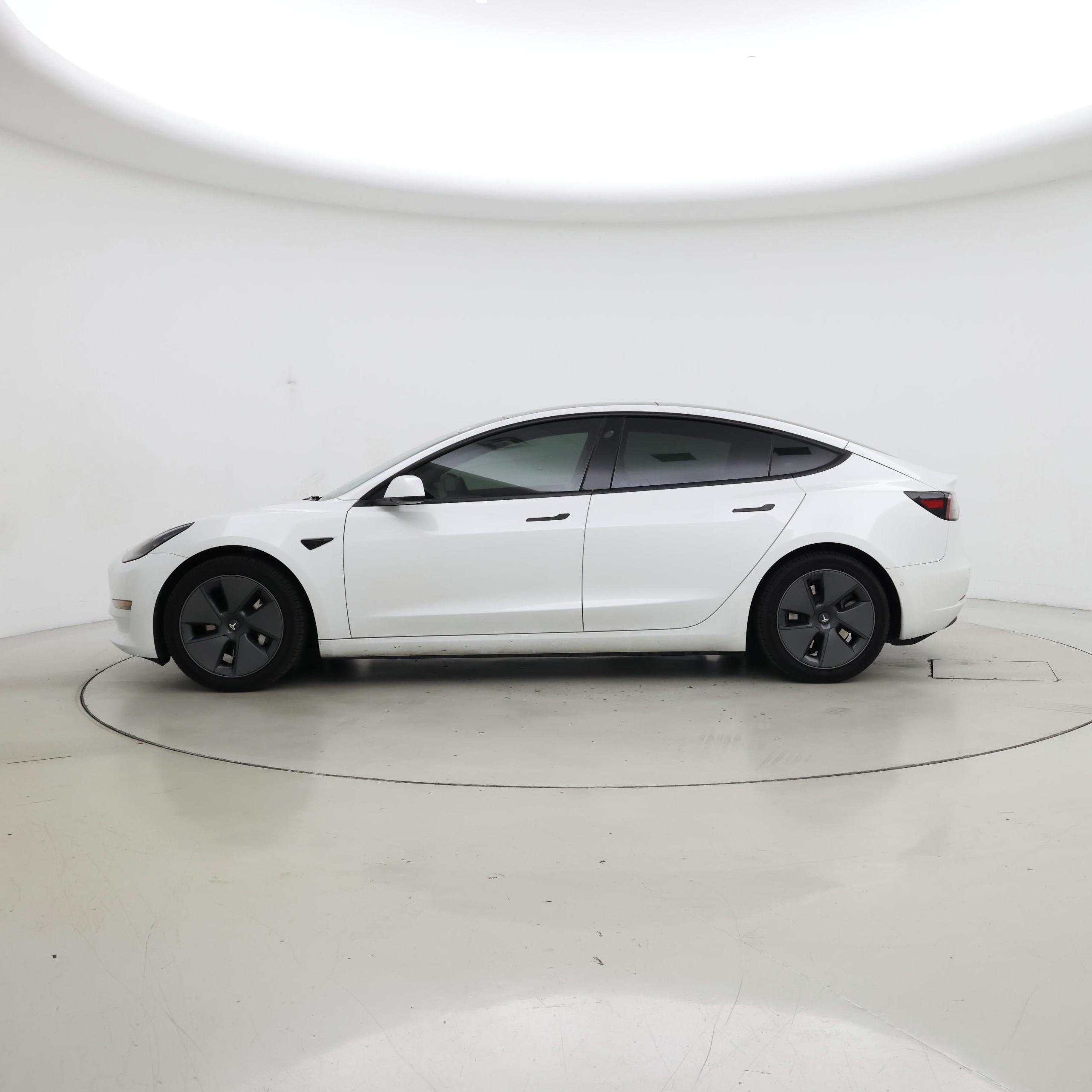 Thumbnail: 2021 Tesla Model 3 - 3