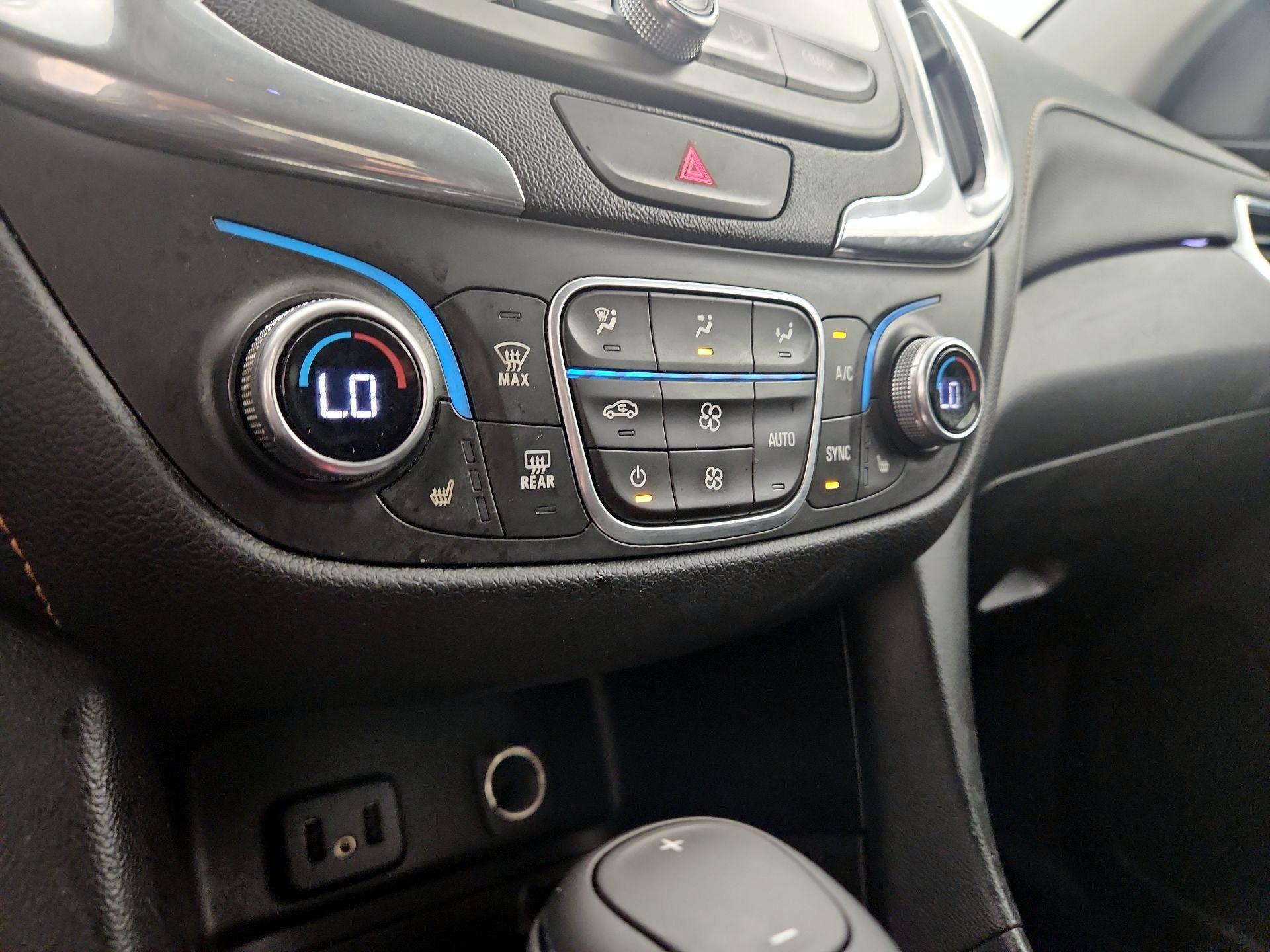 Thumbnail: 2018 Chevrolet Equinox - 16