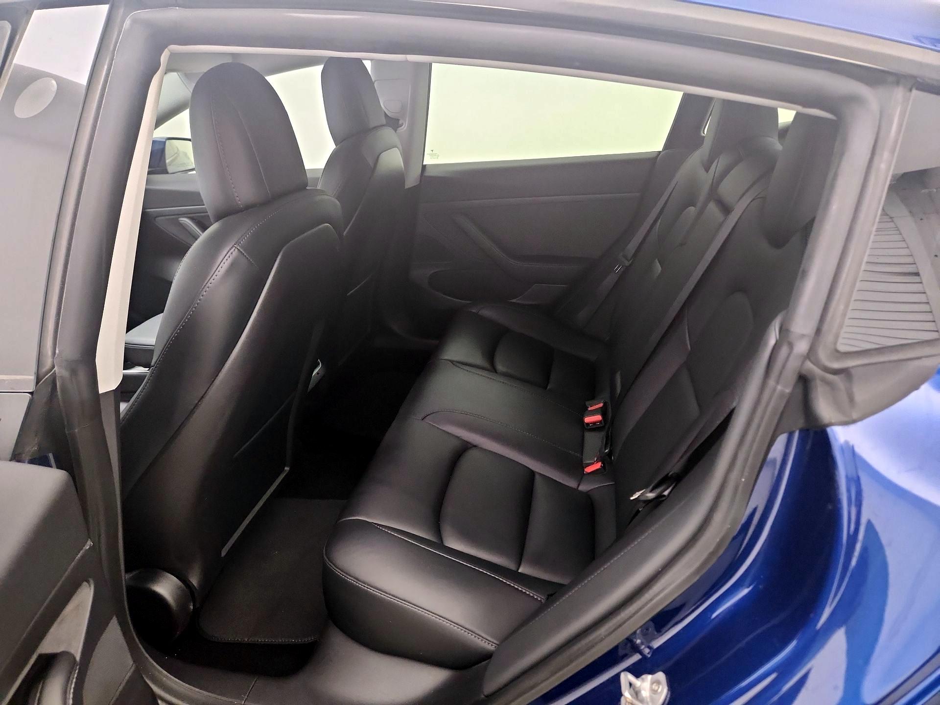 Thumbnail: 2020 Tesla Model 3 - 20