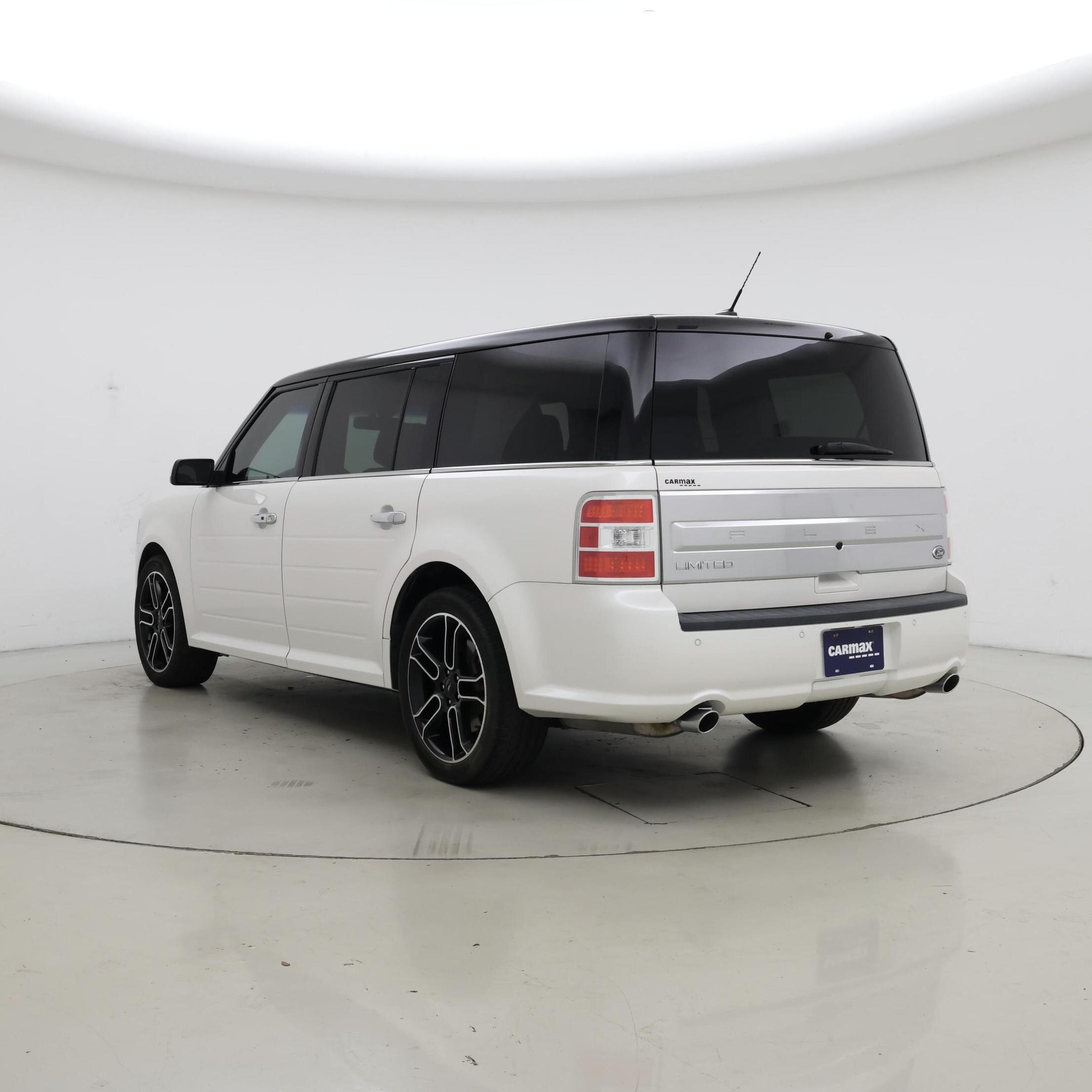 Thumbnail: 2015 Ford Flex - 2