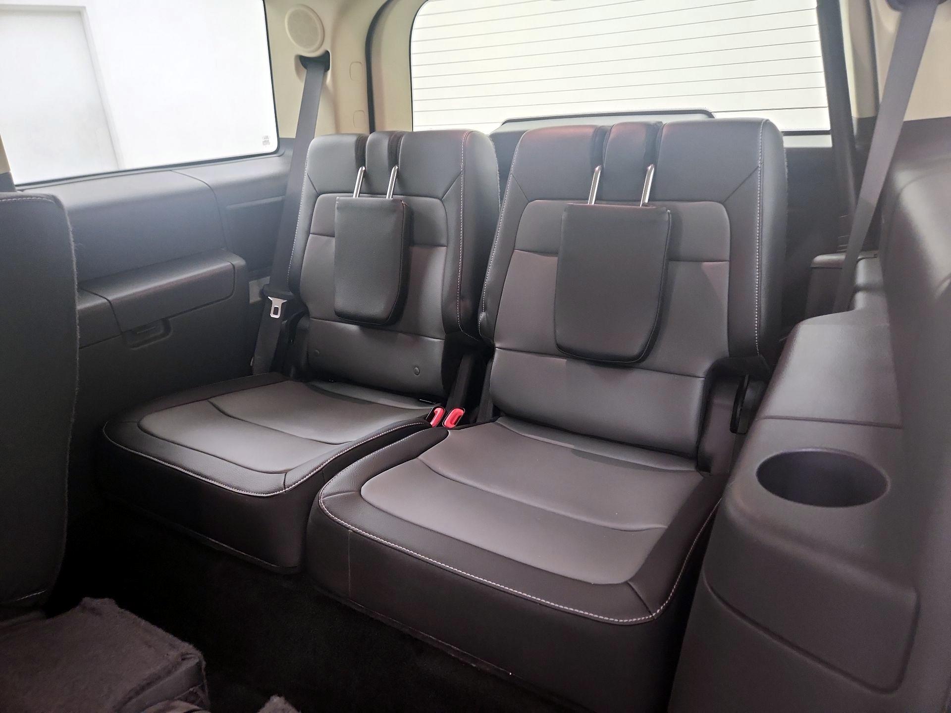 Thumbnail: 2015 Ford Flex - 20