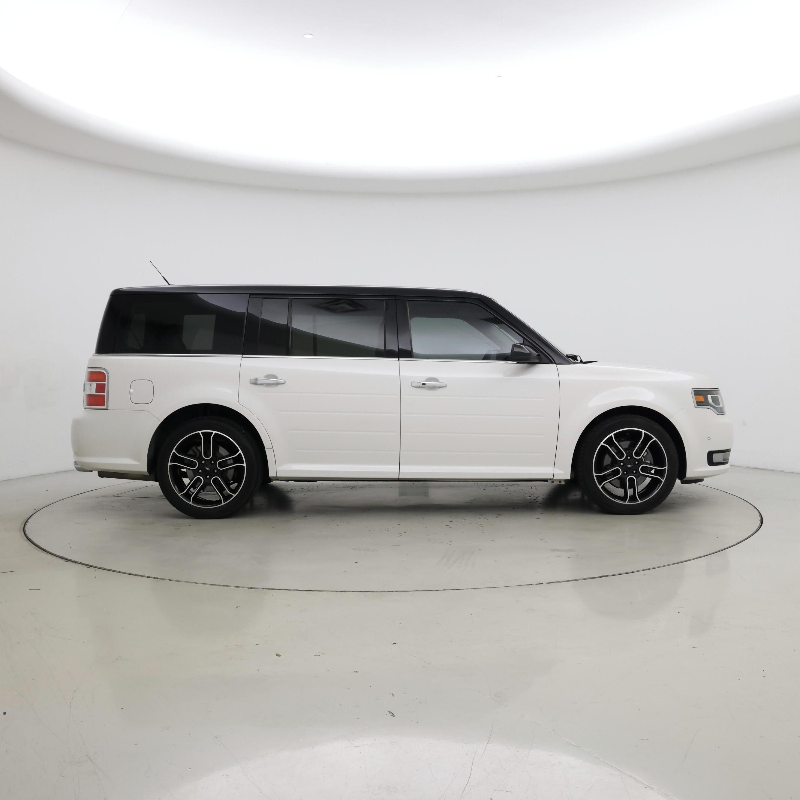 Thumbnail: 2015 Ford Flex - 7