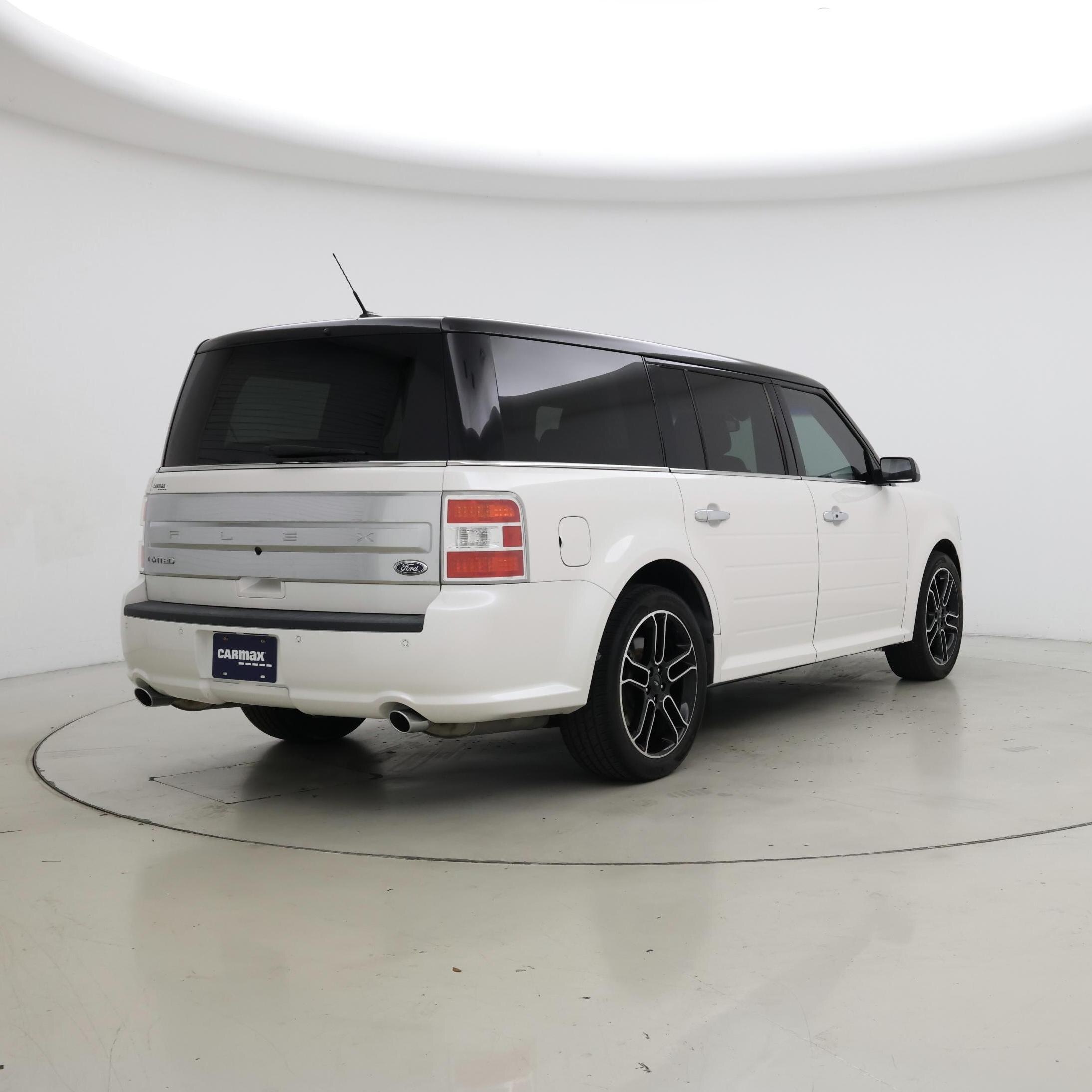 Thumbnail: 2015 Ford Flex - 8