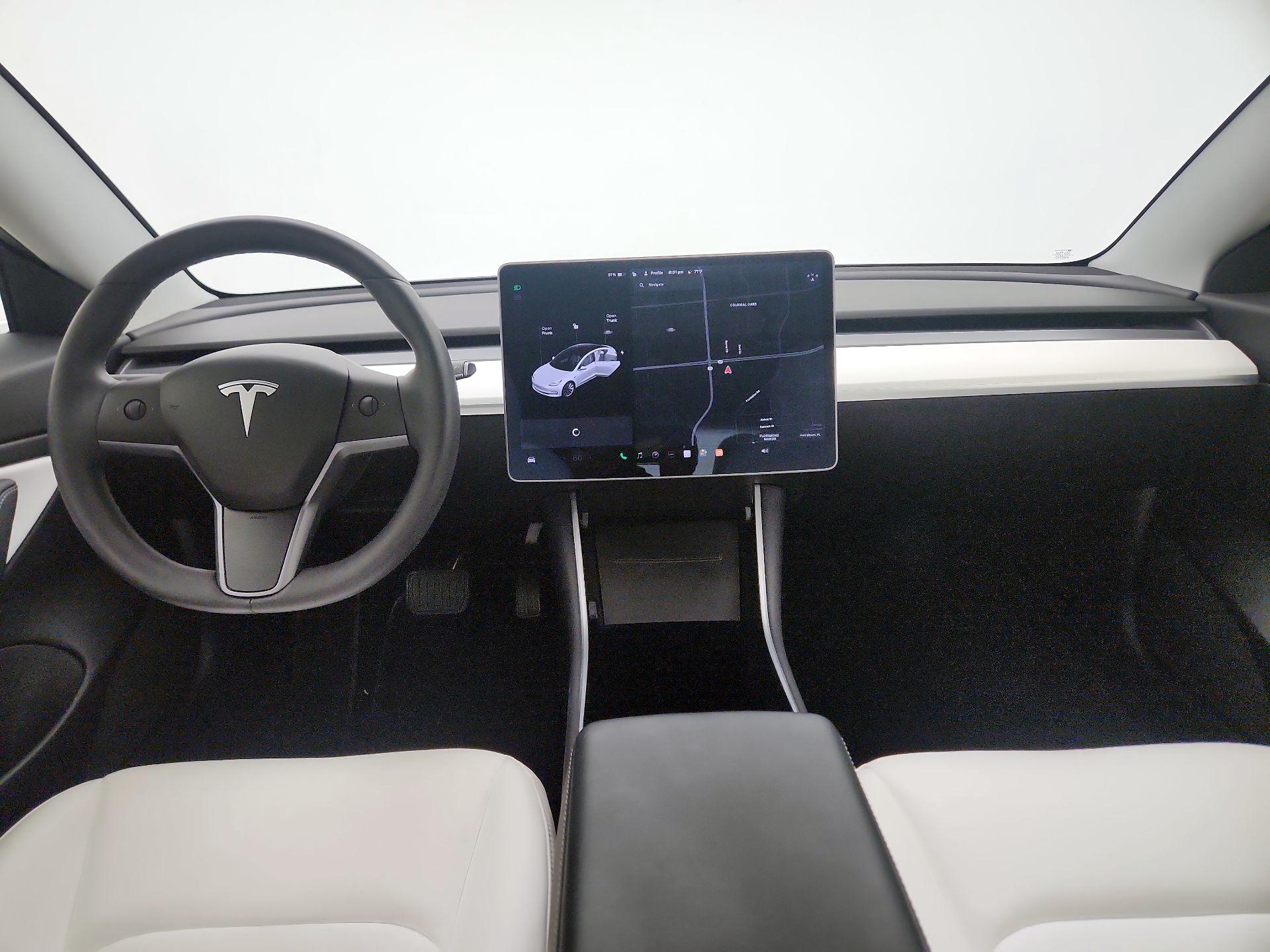 Thumbnail: 2020 Tesla Model 3 - 9