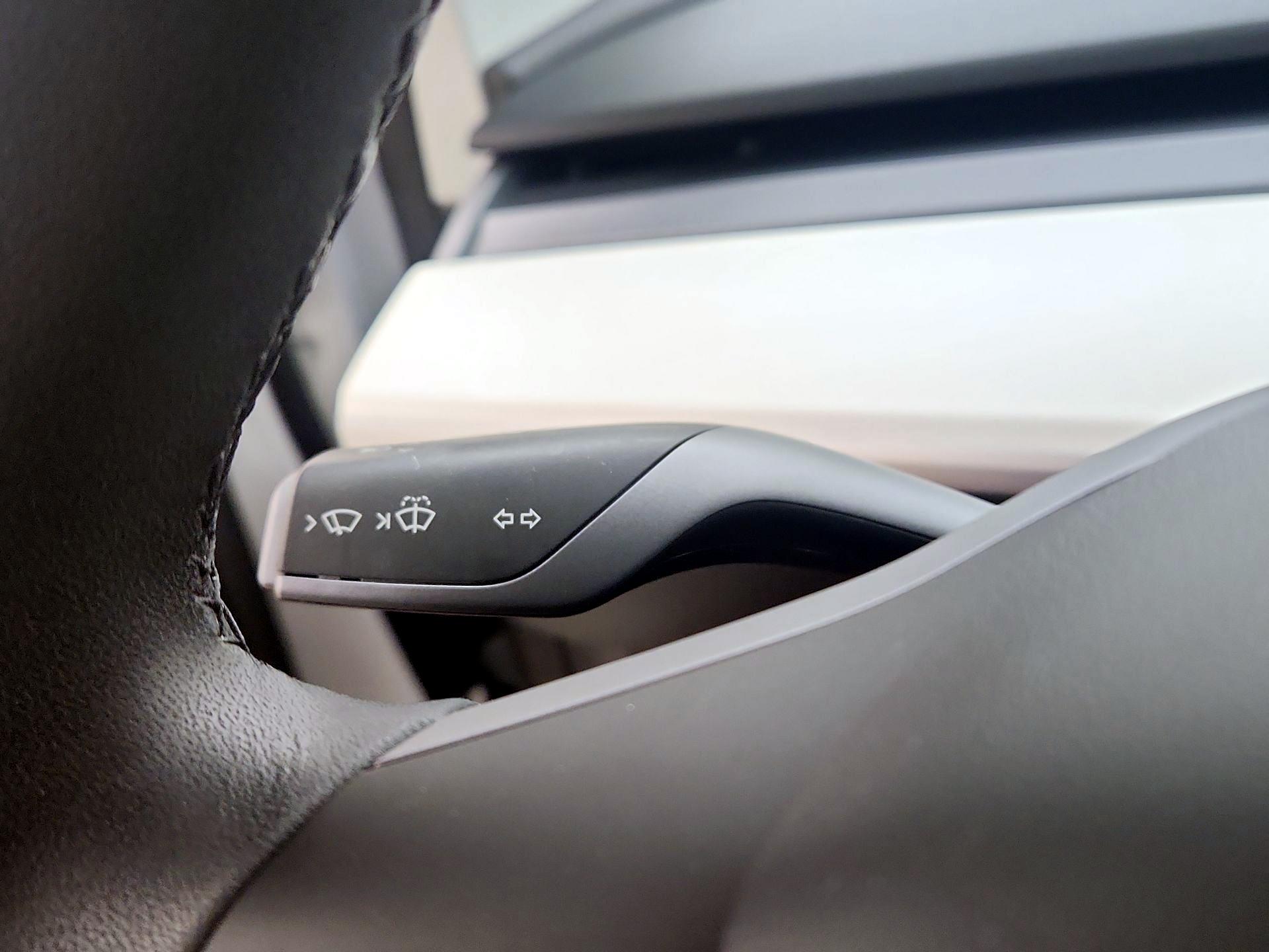 Thumbnail: 2020 Tesla Model 3 - 13