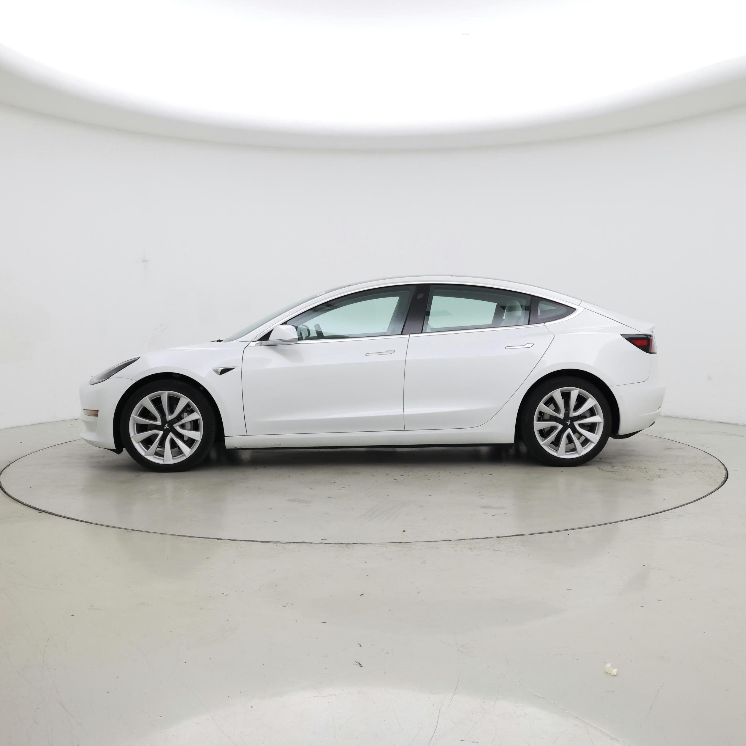 Thumbnail: 2020 Tesla Model 3 - 3