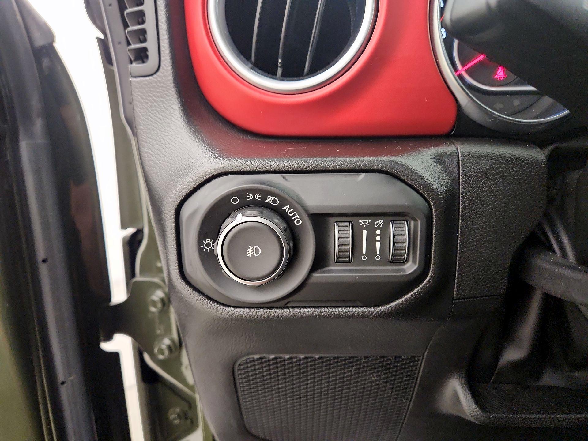 Thumbnail: 2022 Jeep Wrangler - 13