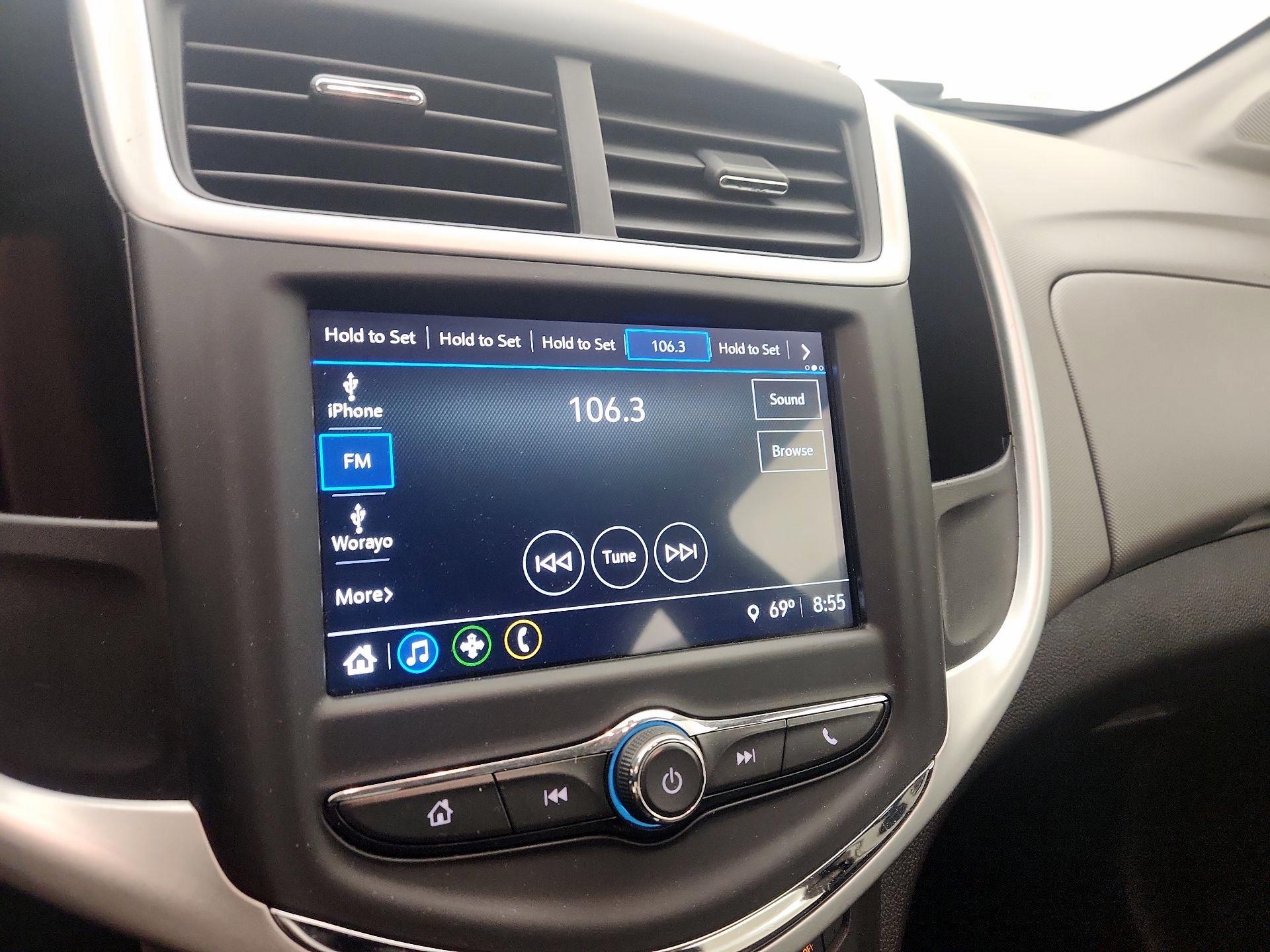 Thumbnail: 2018 Chevrolet Sonic - 15