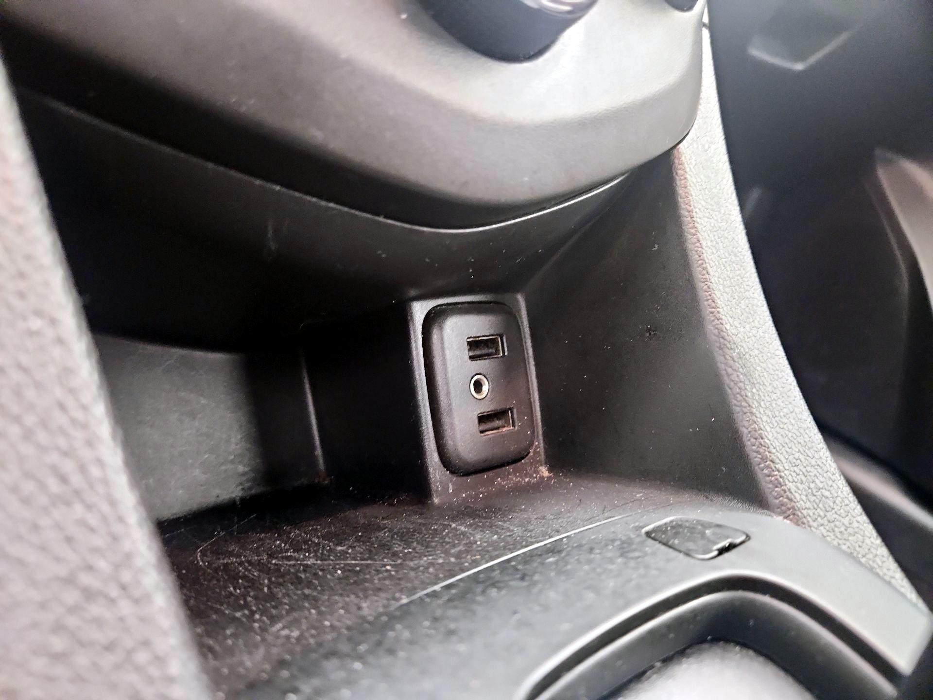 Thumbnail: 2018 Chevrolet Sonic - 18