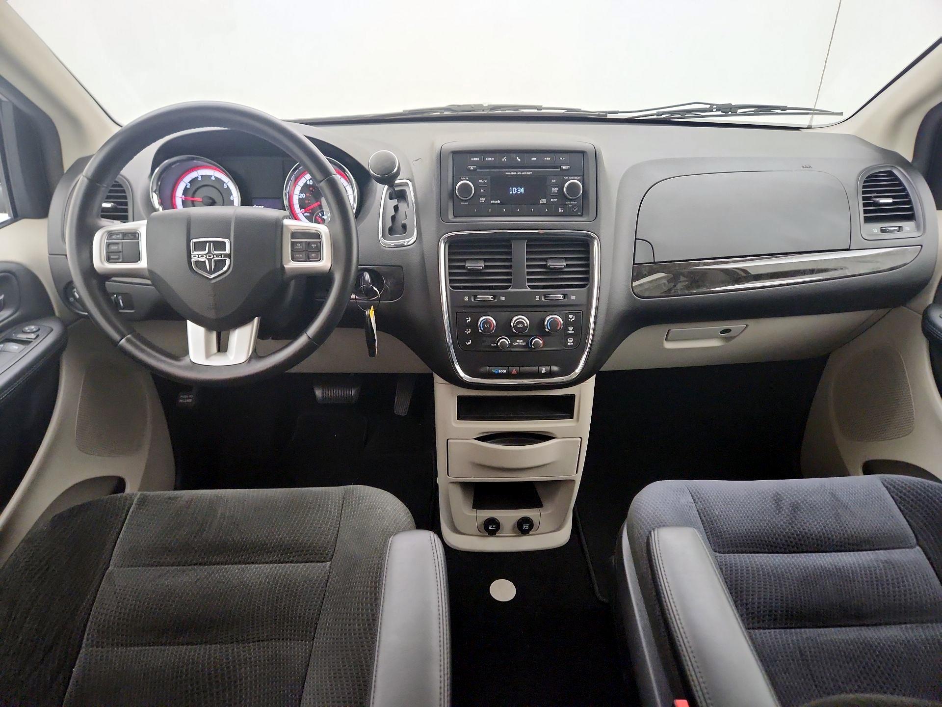 Thumbnail: 2015 Dodge Grand Caravan - 9