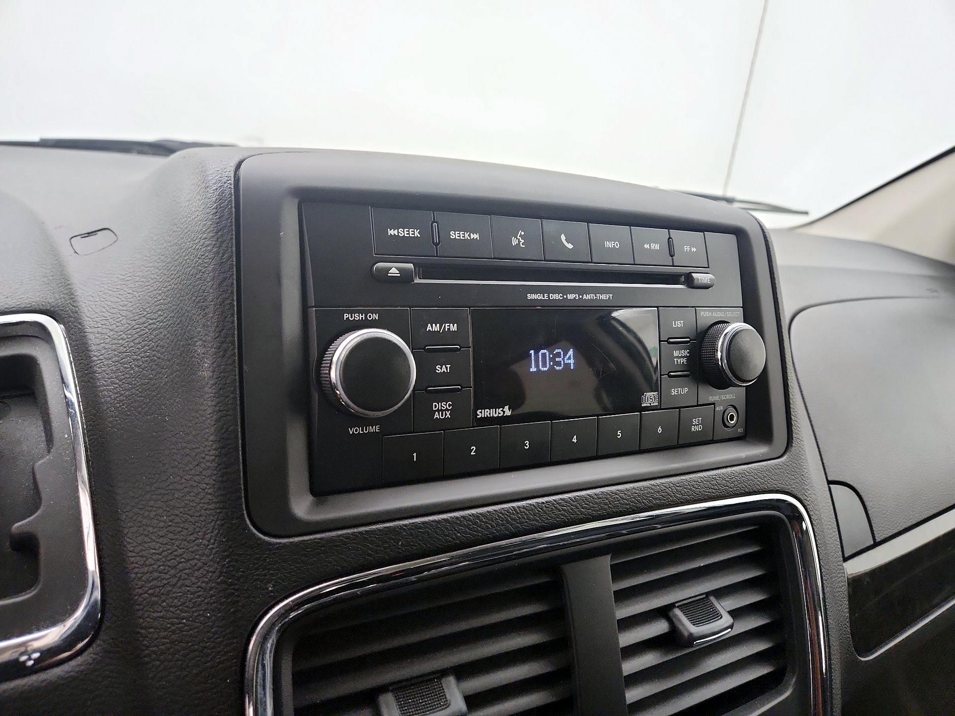 Thumbnail: 2015 Dodge Grand Caravan - 14