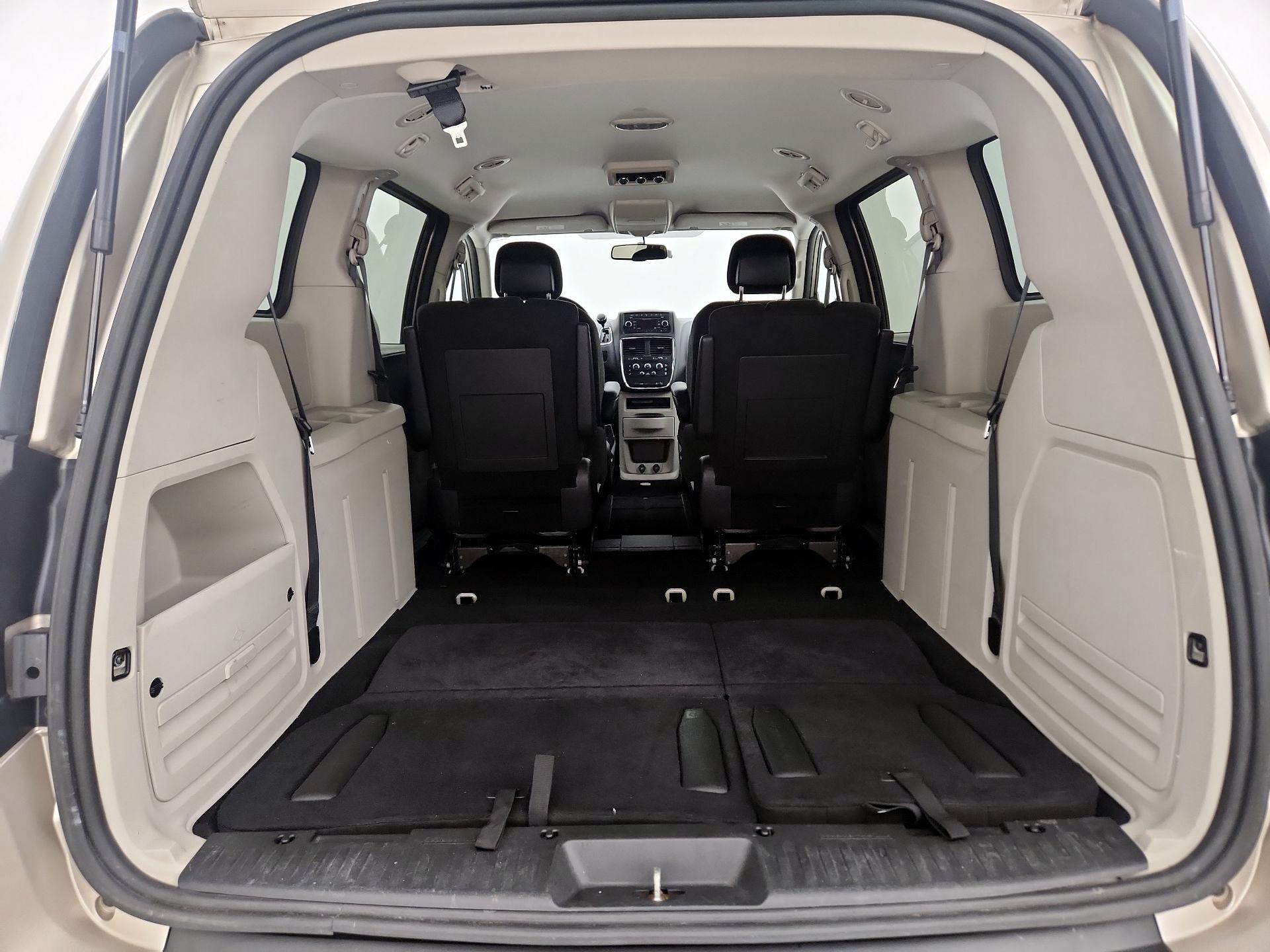 Thumbnail: 2015 Dodge Grand Caravan - 20