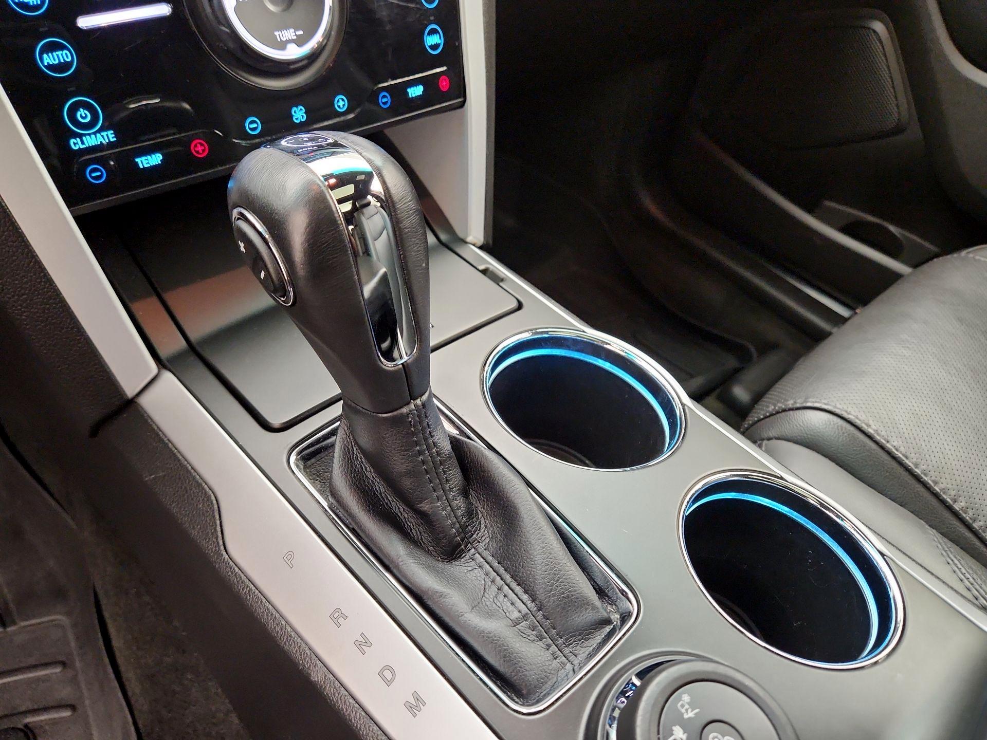 Thumbnail: 2014 Ford Explorer - 18