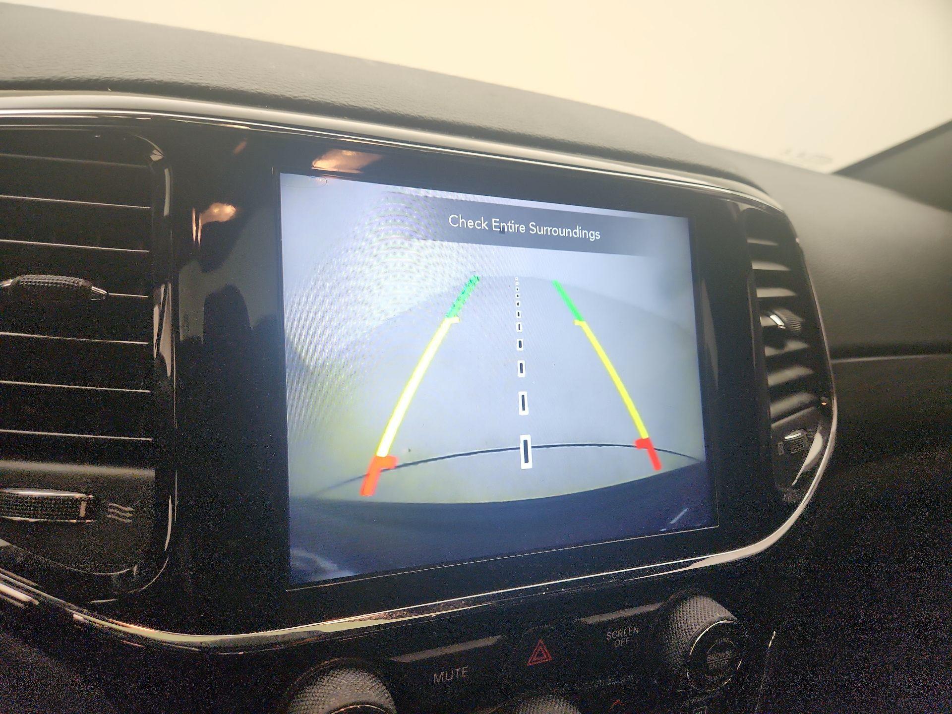 Thumbnail: 2019 Jeep Grand Cherokee - 15