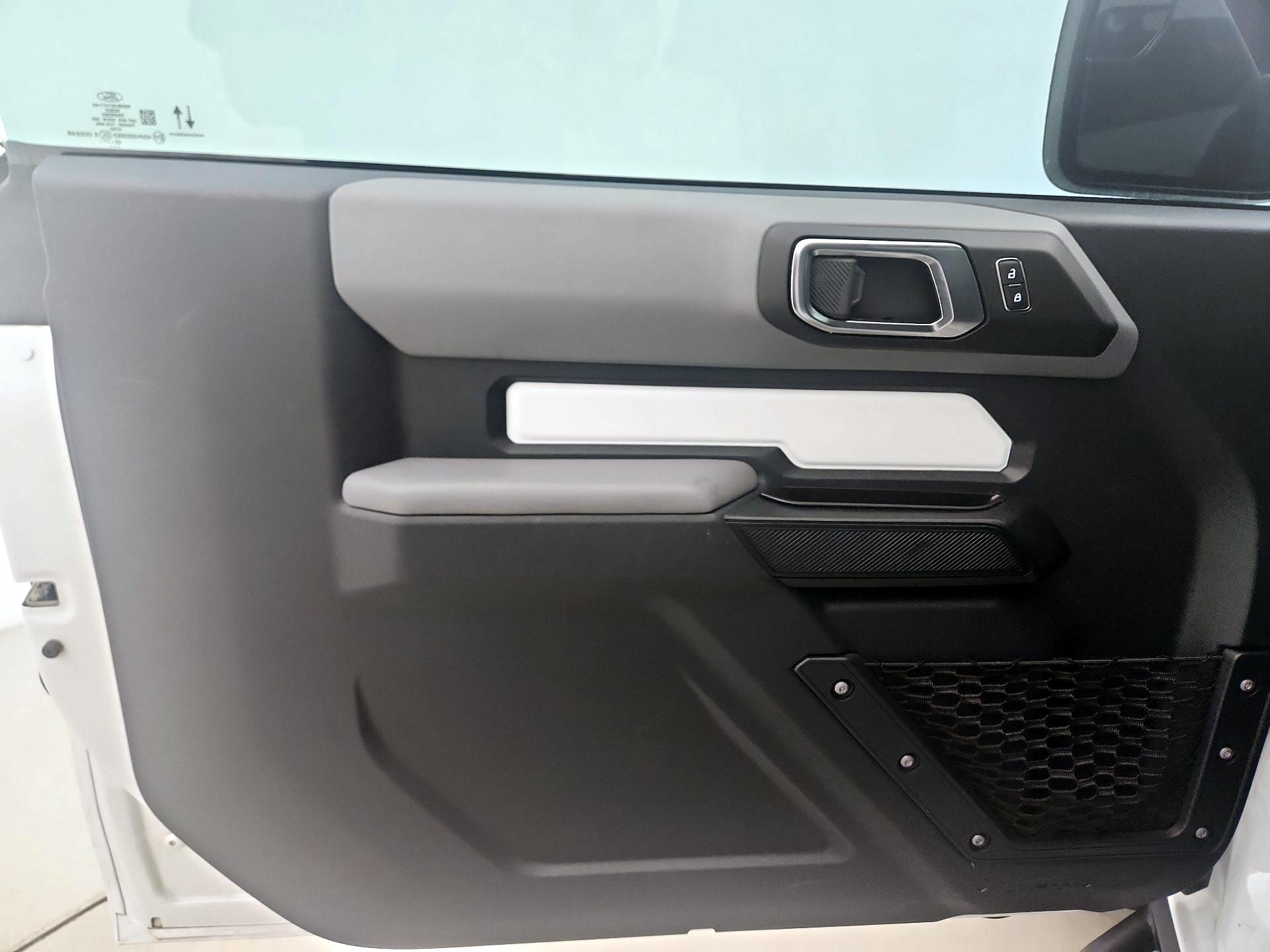 Thumbnail: 2022 Ford Bronco - 12