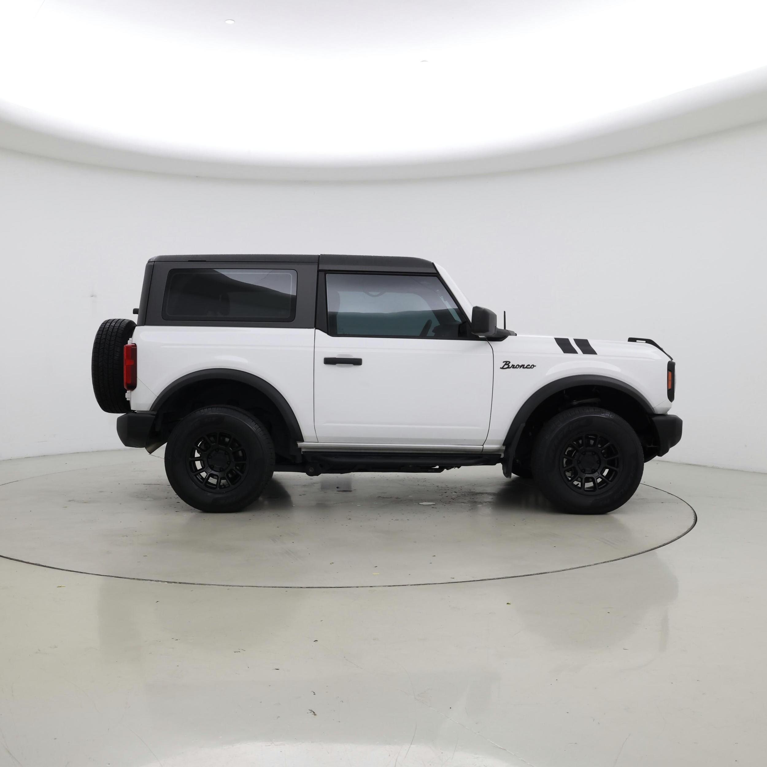 Thumbnail: 2022 Ford Bronco - 7