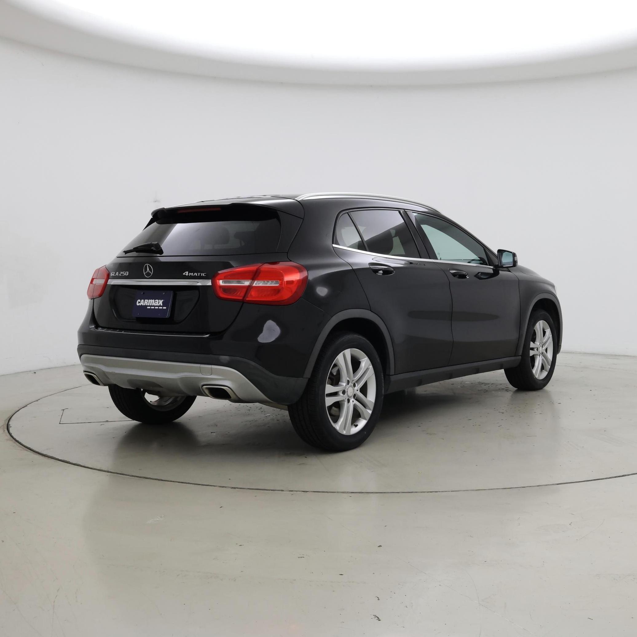 Thumbnail: 2017 Mercedes-Benz GLA - 8