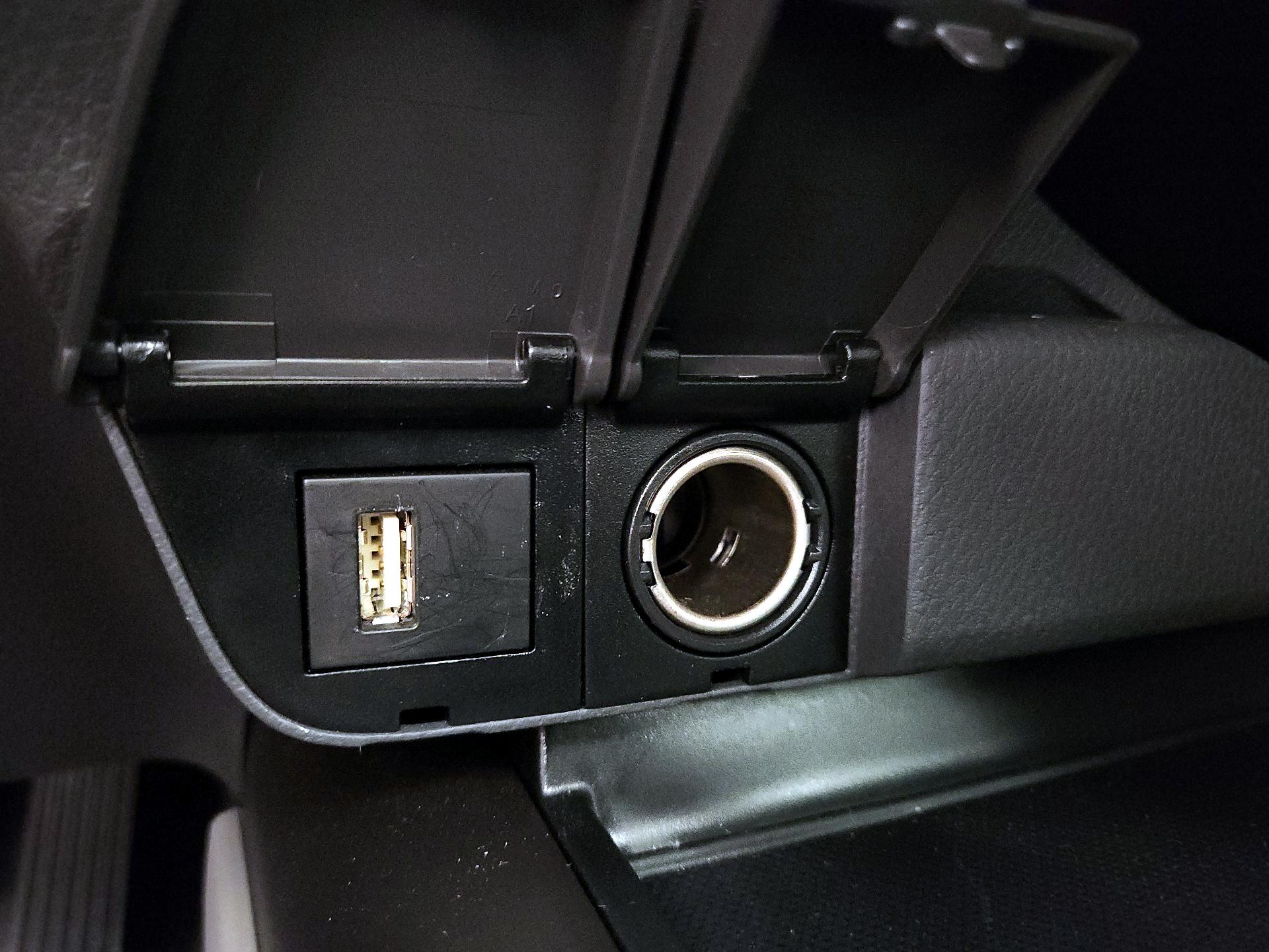 Thumbnail: 2024 Toyota Camry - 18