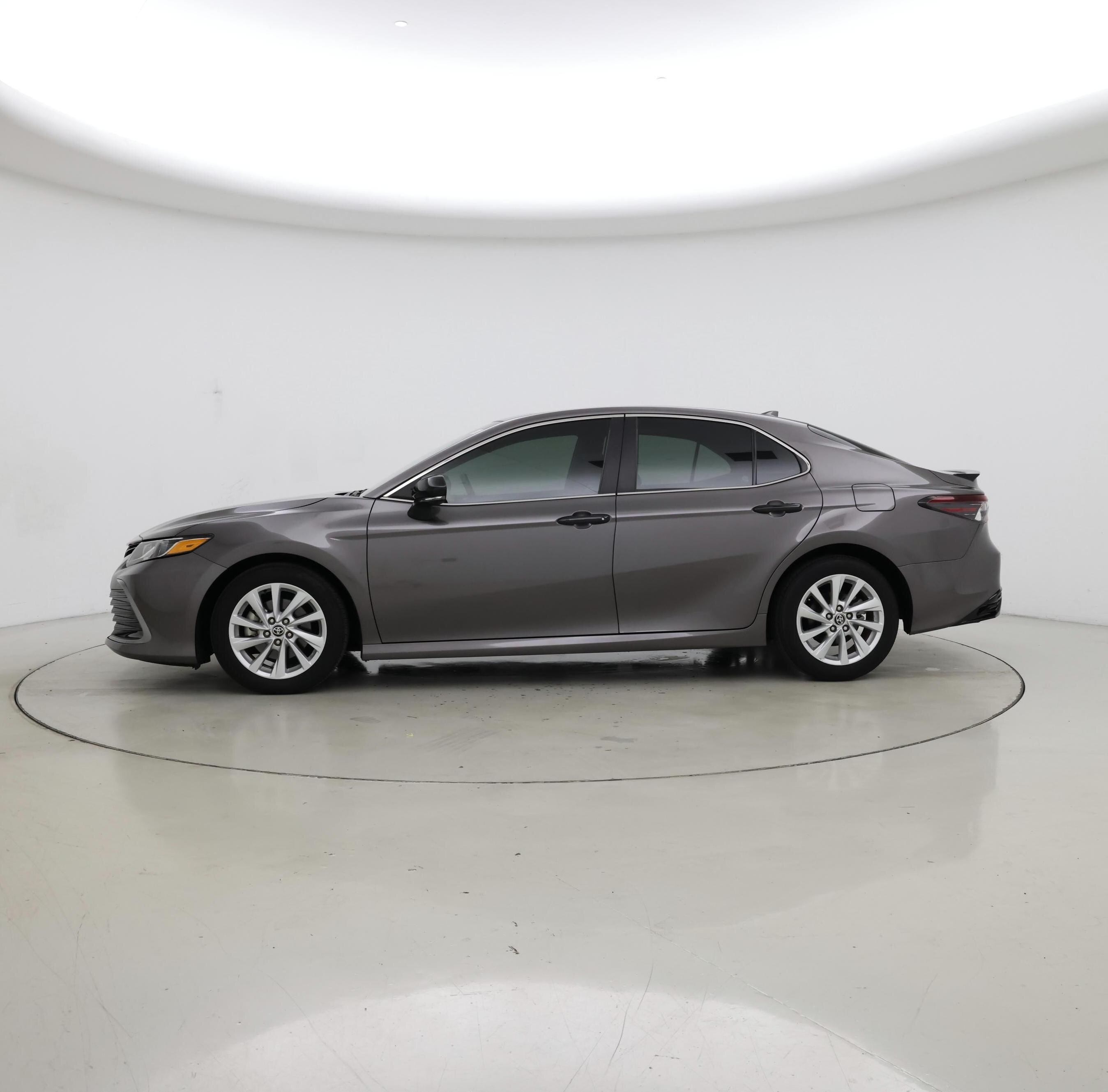 Thumbnail: 2024 Toyota Camry - 3