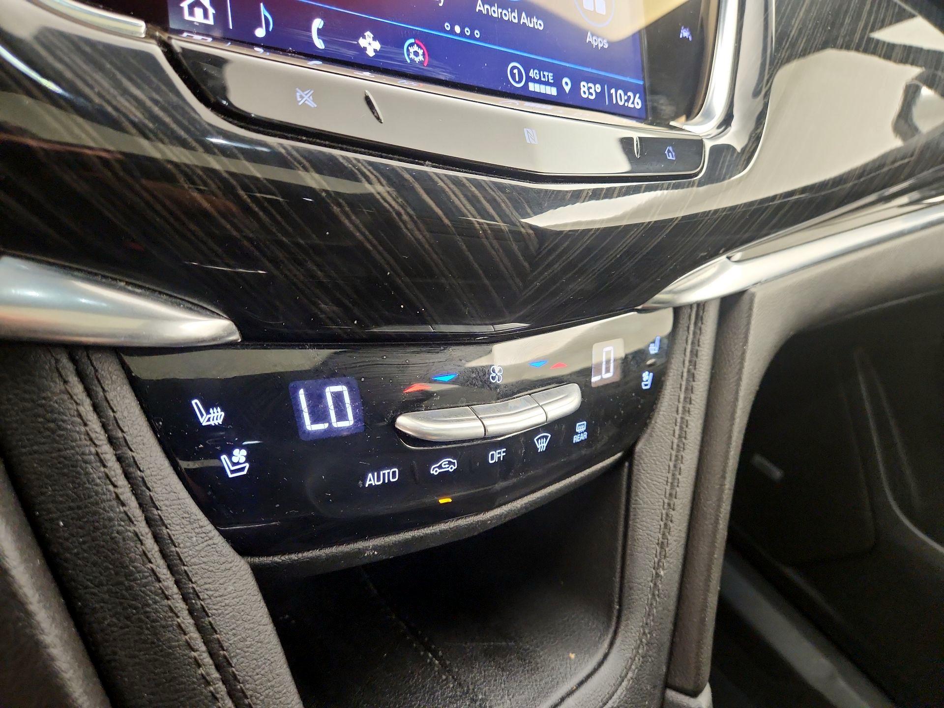 Thumbnail: 2021 Cadillac XT6 - 16