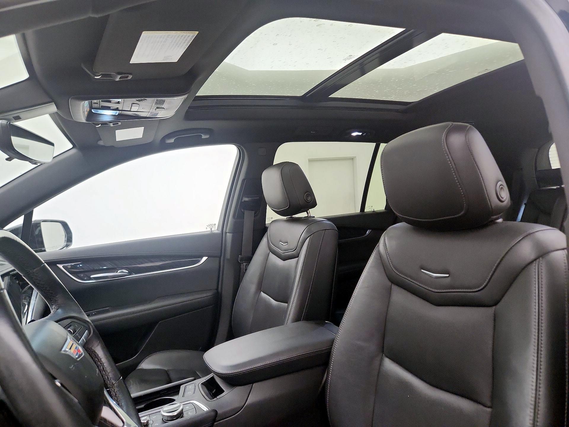 Thumbnail: 2021 Cadillac XT6 - 19