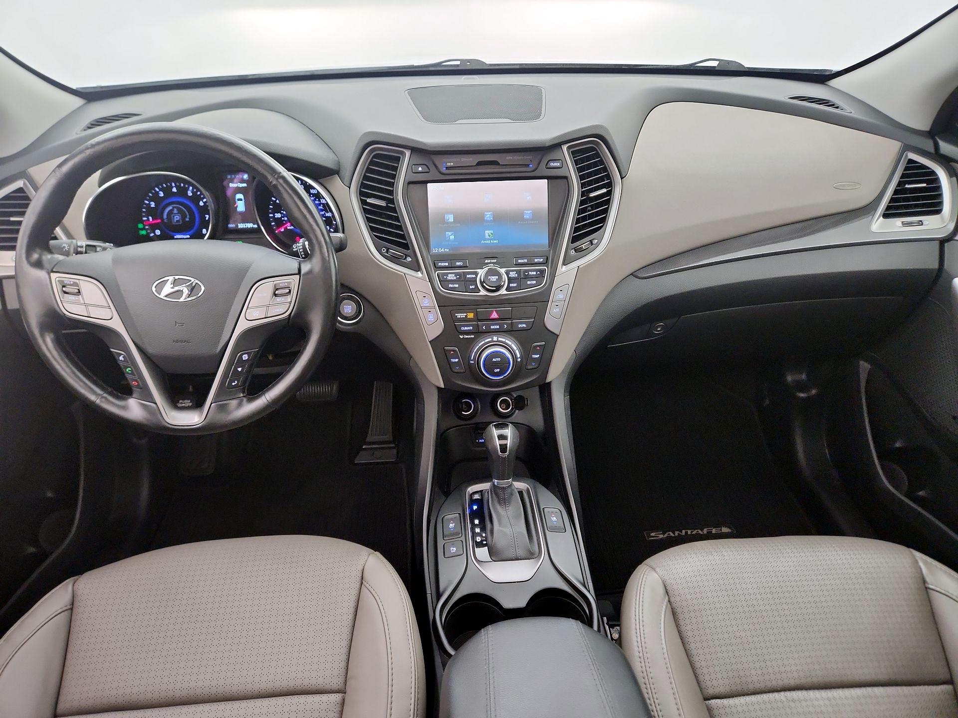 Thumbnail: 2015 Hyundai Santa Fe - 9