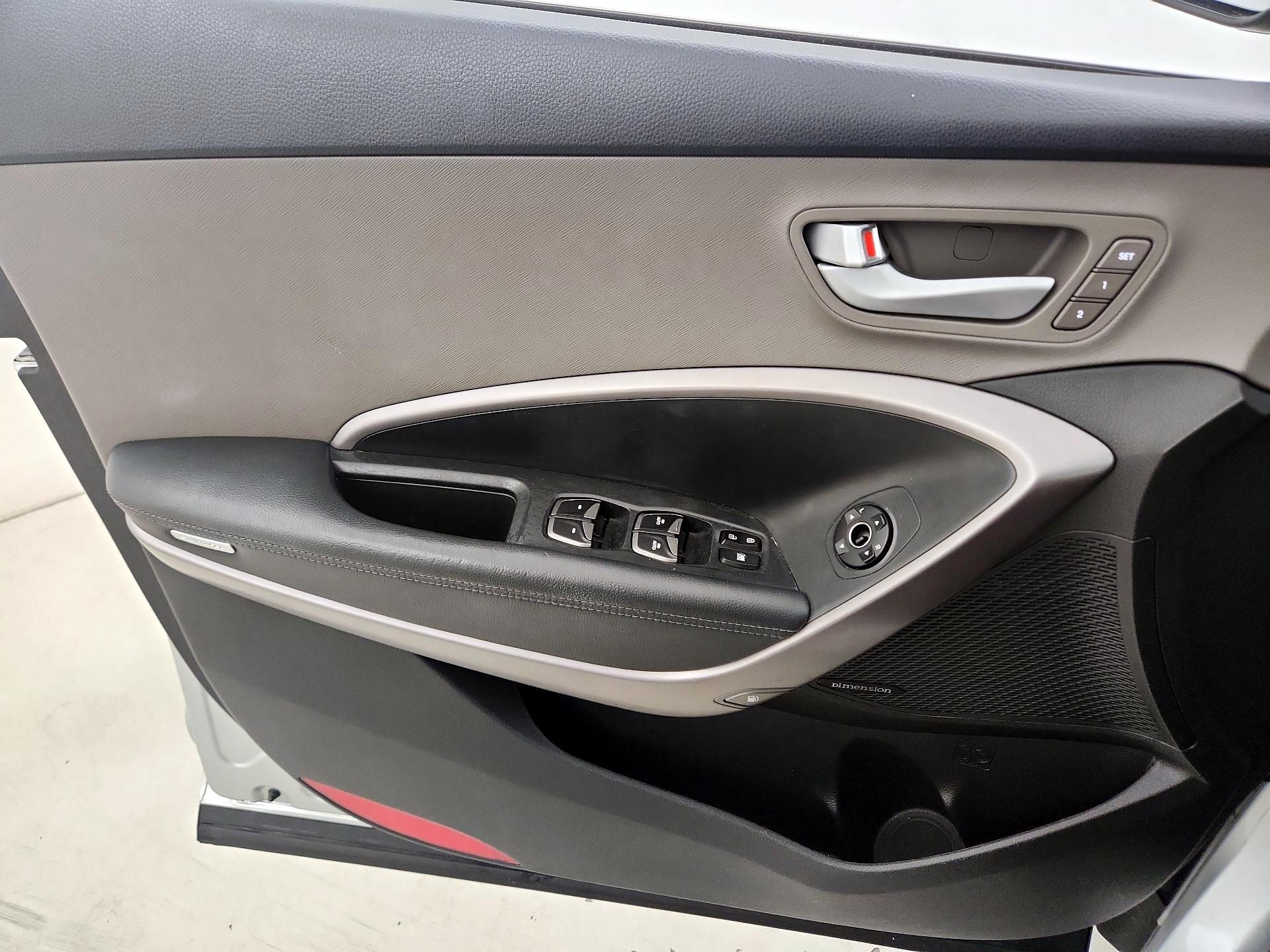 Thumbnail: 2015 Hyundai Santa Fe - 12