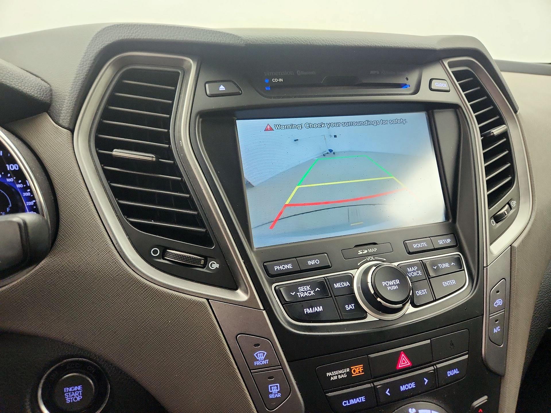 Thumbnail: 2015 Hyundai Santa Fe - 15