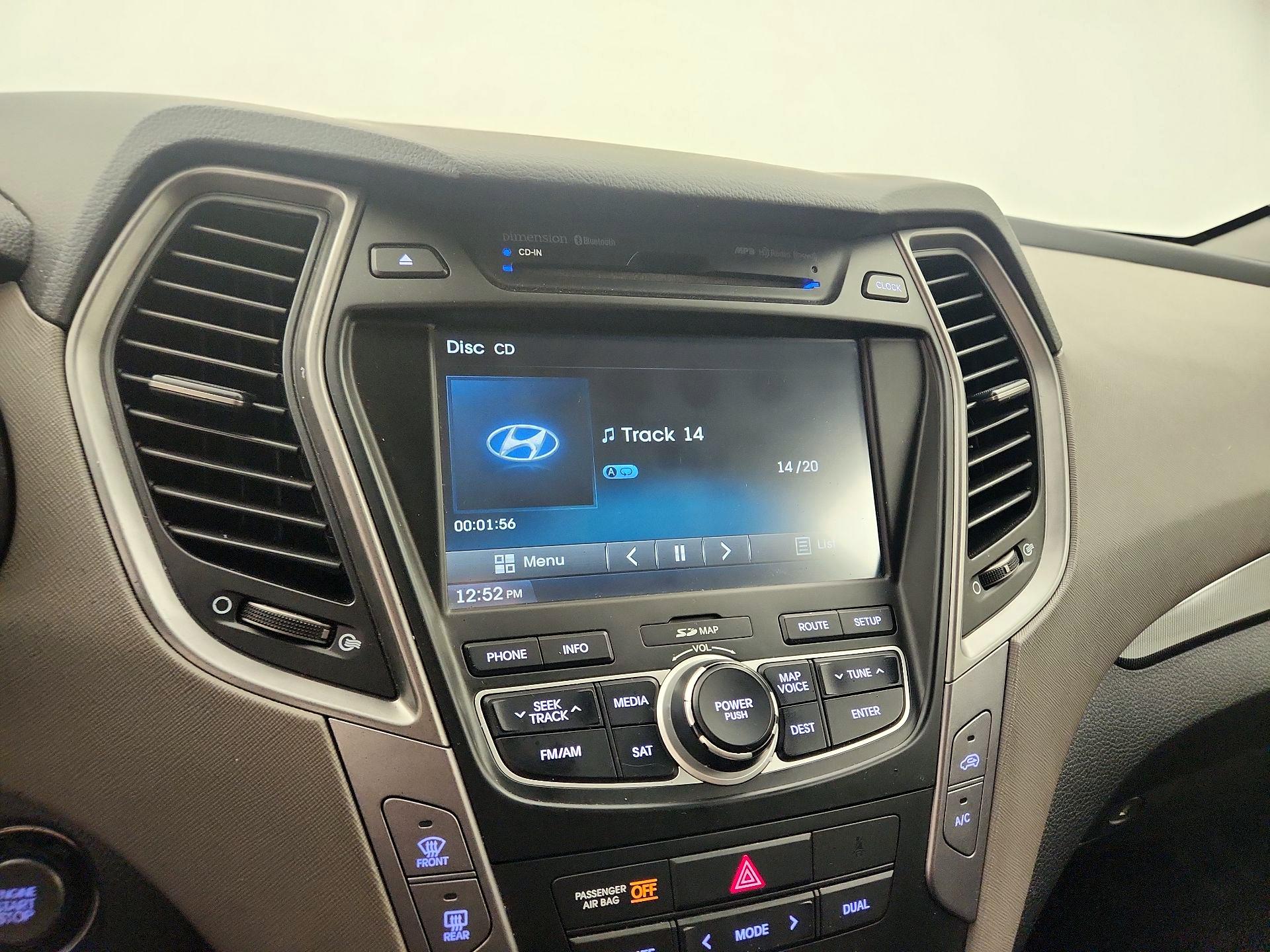 Thumbnail: 2015 Hyundai Santa Fe - 16