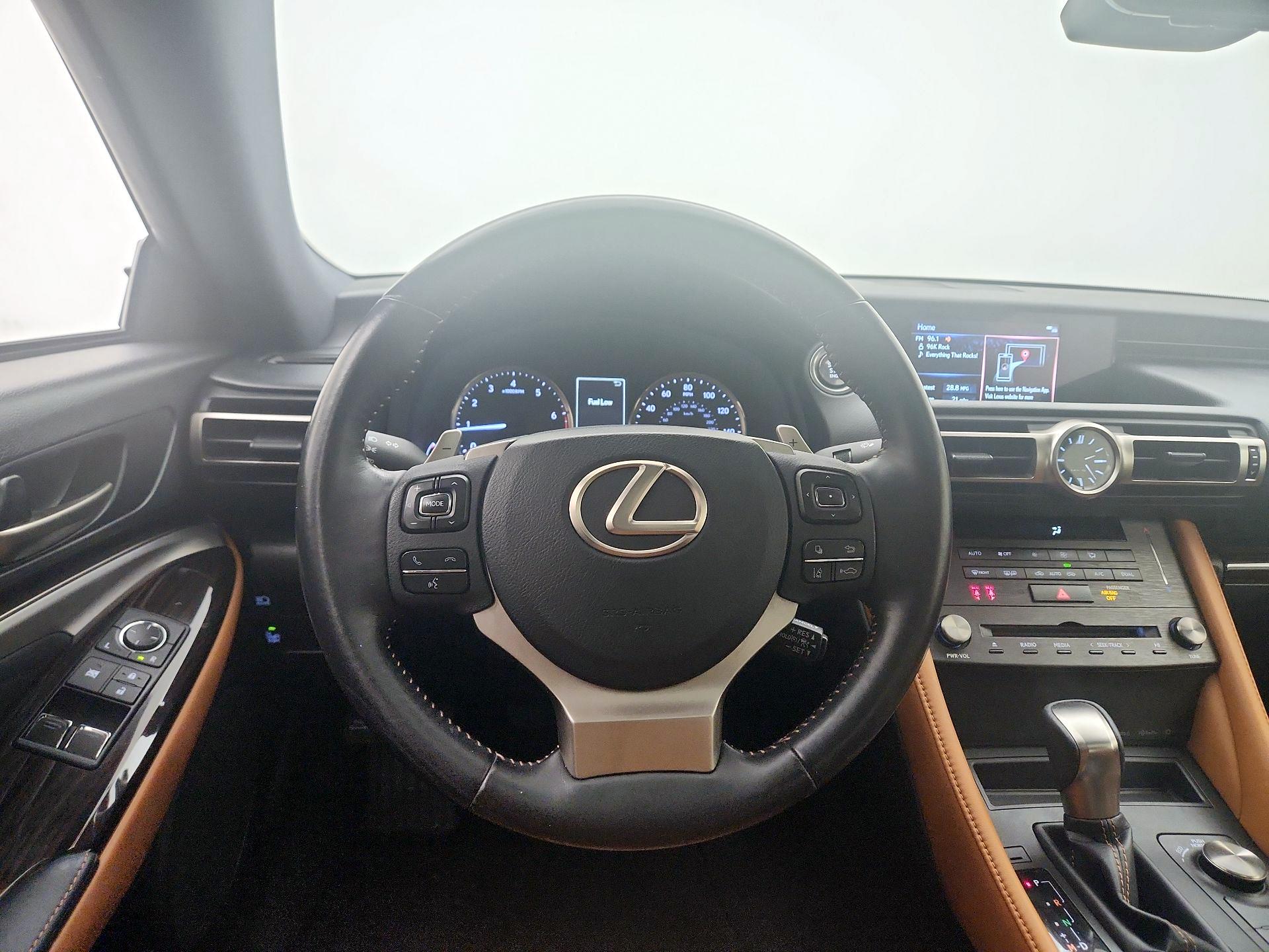 Thumbnail: 2019 Lexus RC - 10