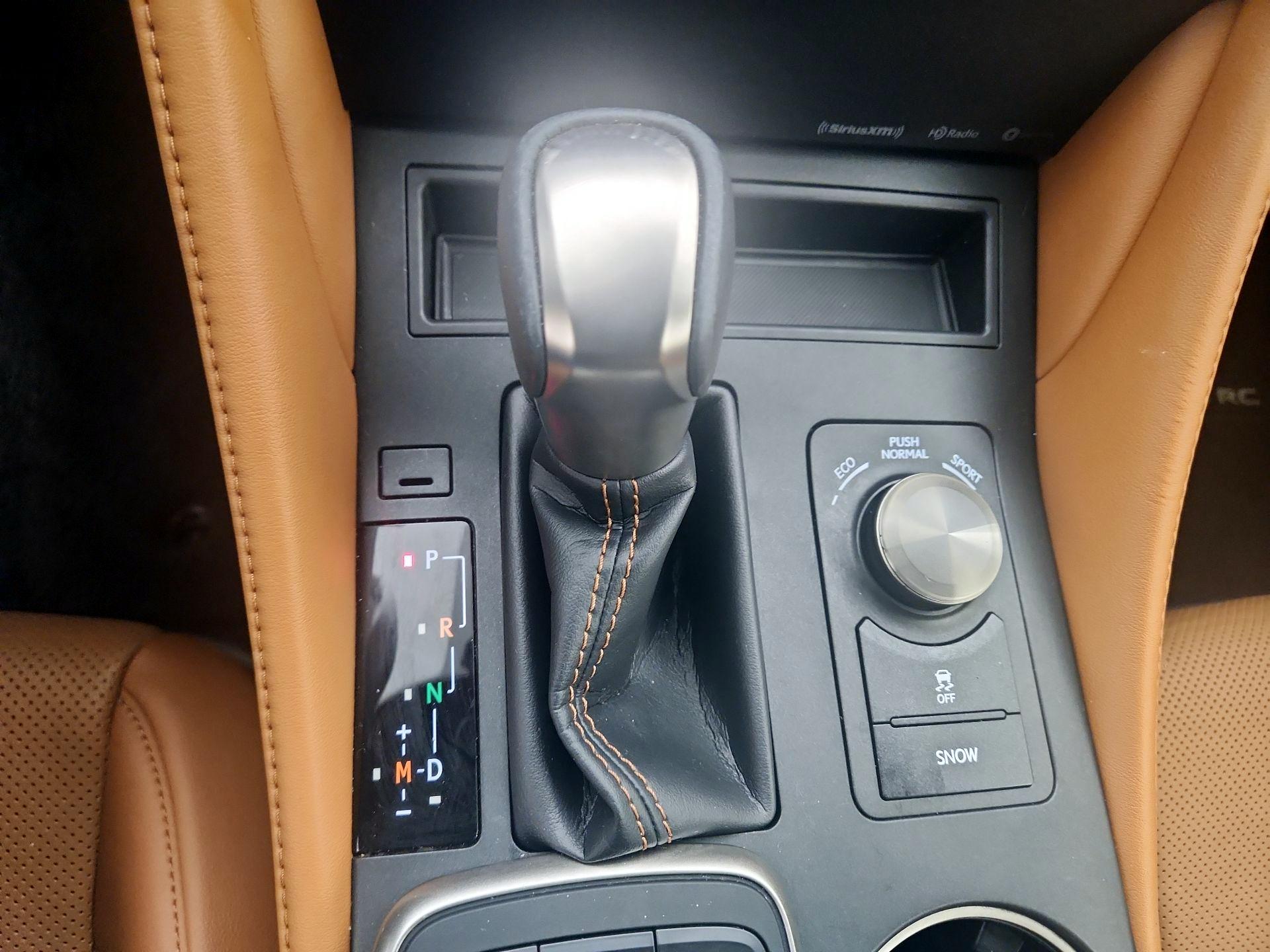 Thumbnail: 2019 Lexus RC - 17