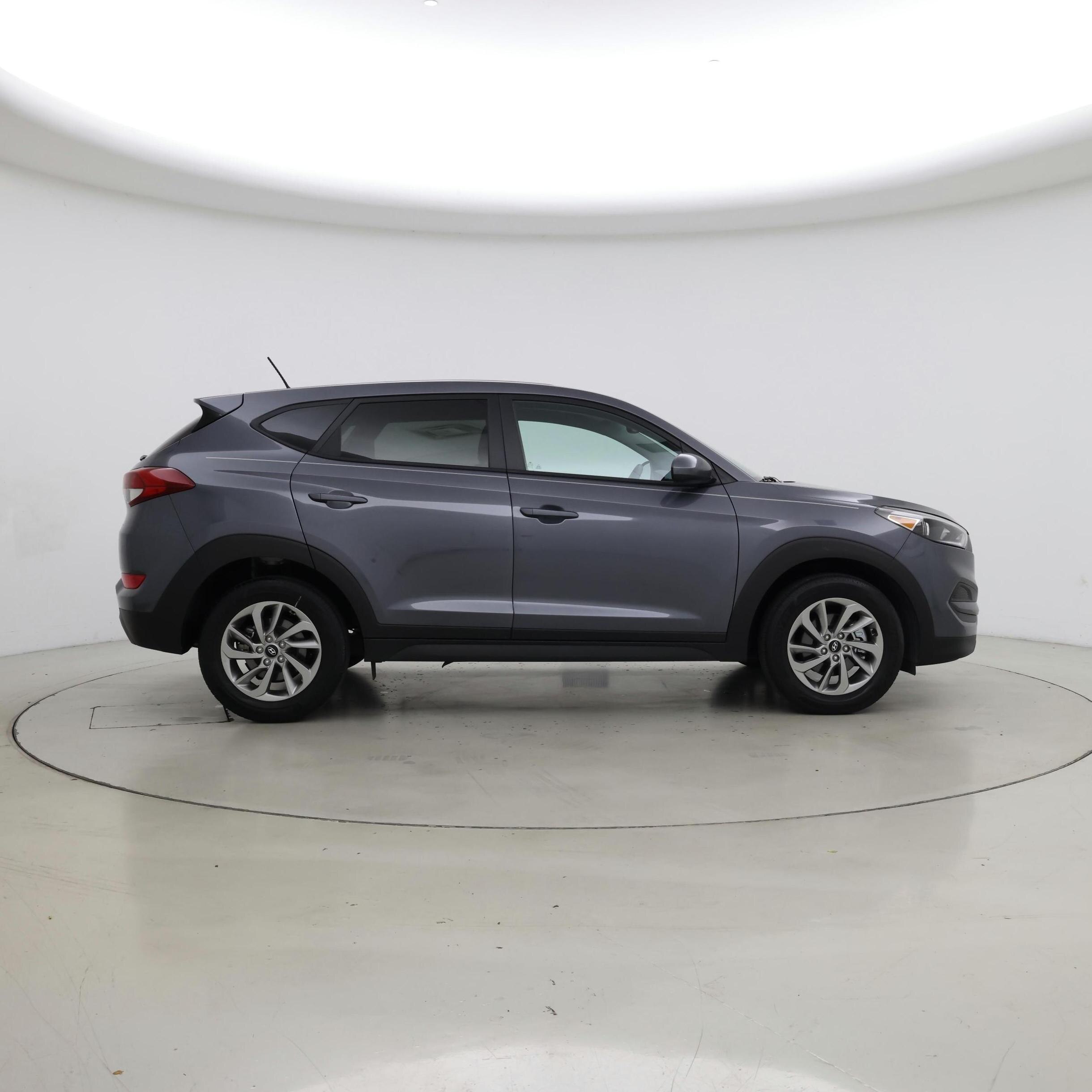 Thumbnail: 2016 Hyundai Tucson - 7