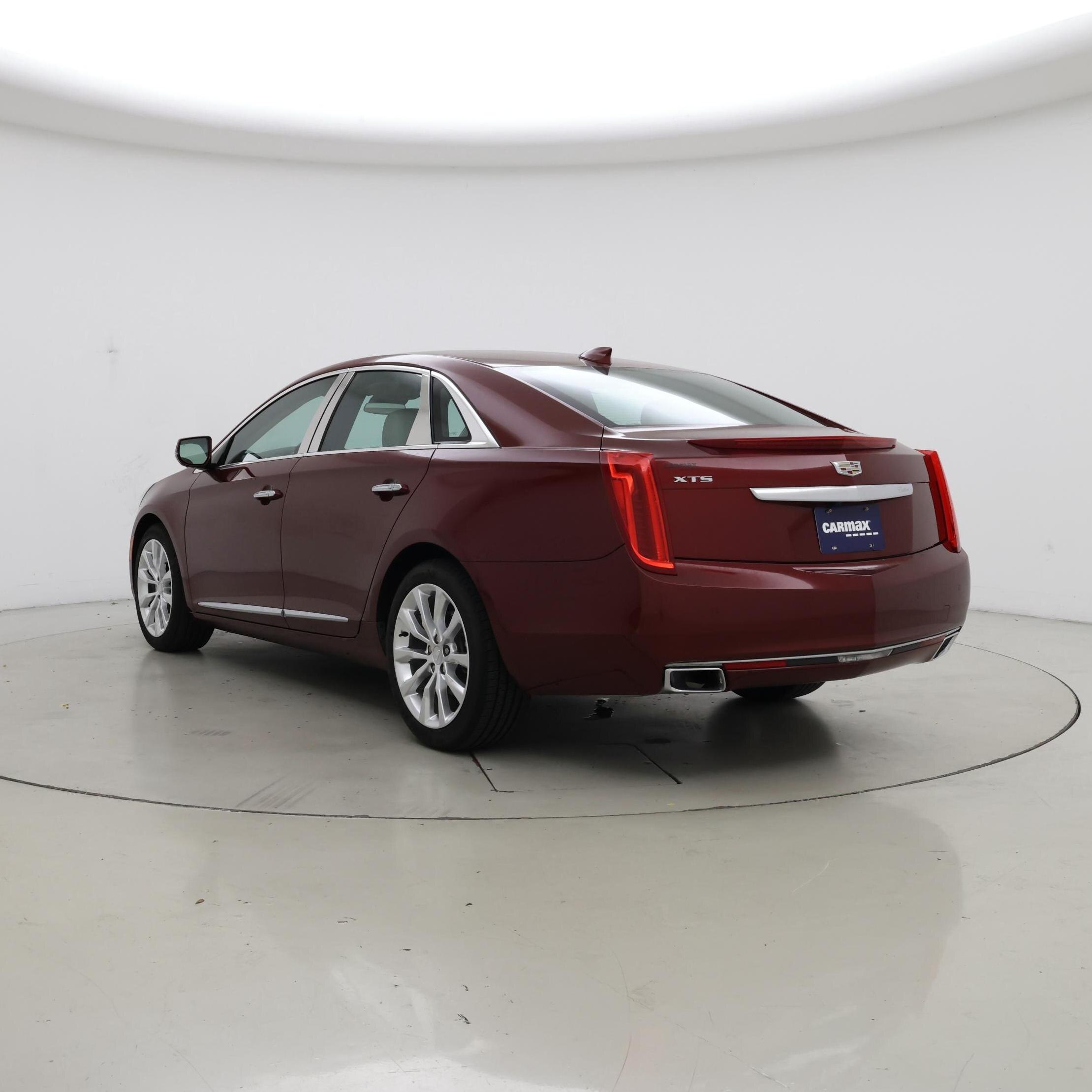 Thumbnail: 2016 Cadillac XTS - 2