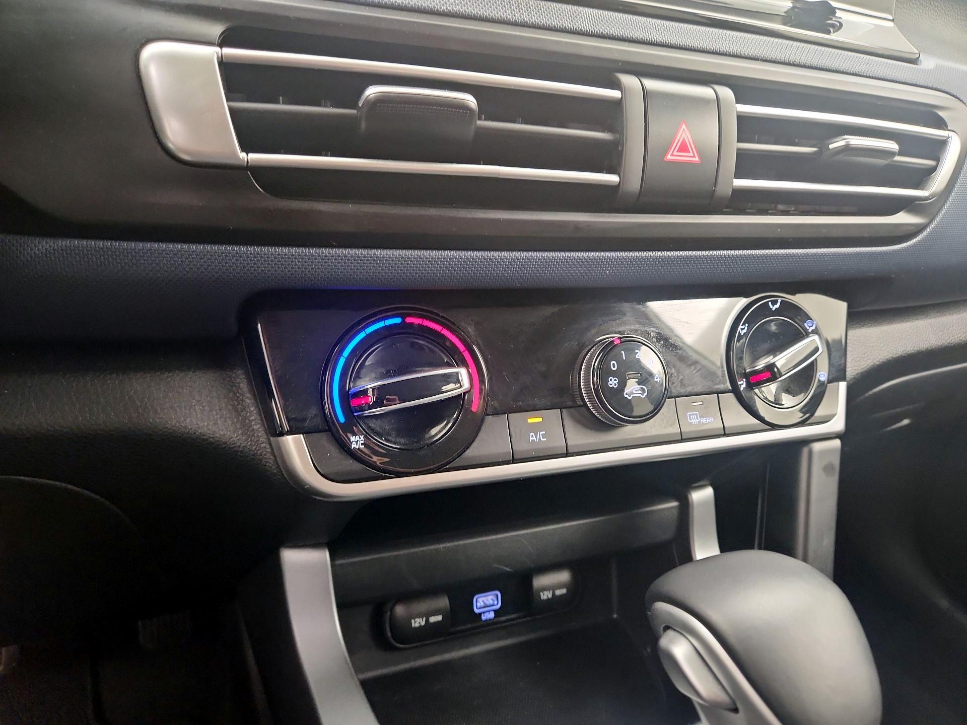 Thumbnail: 2021 Kia Seltos - 16