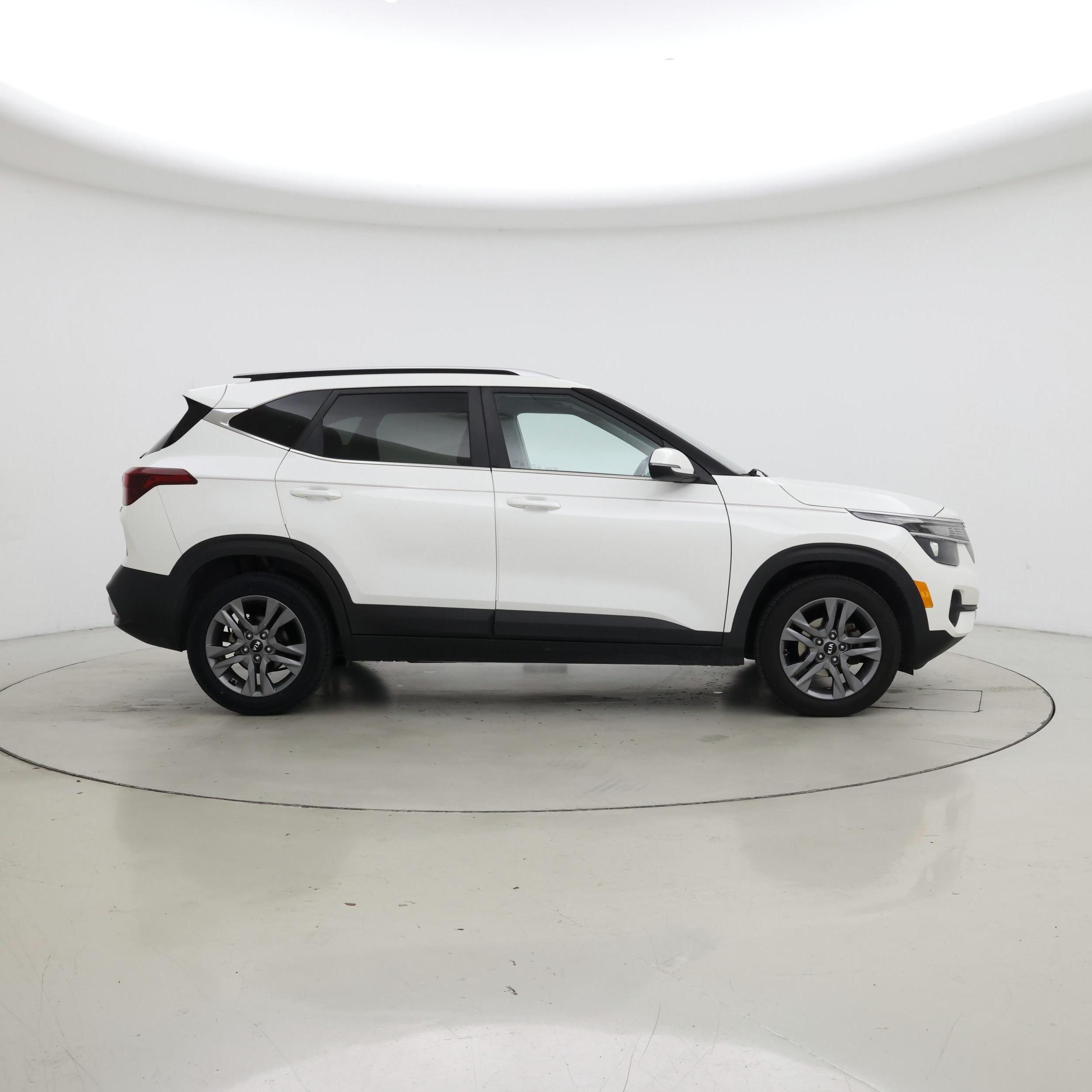 Thumbnail: 2021 Kia Seltos - 7