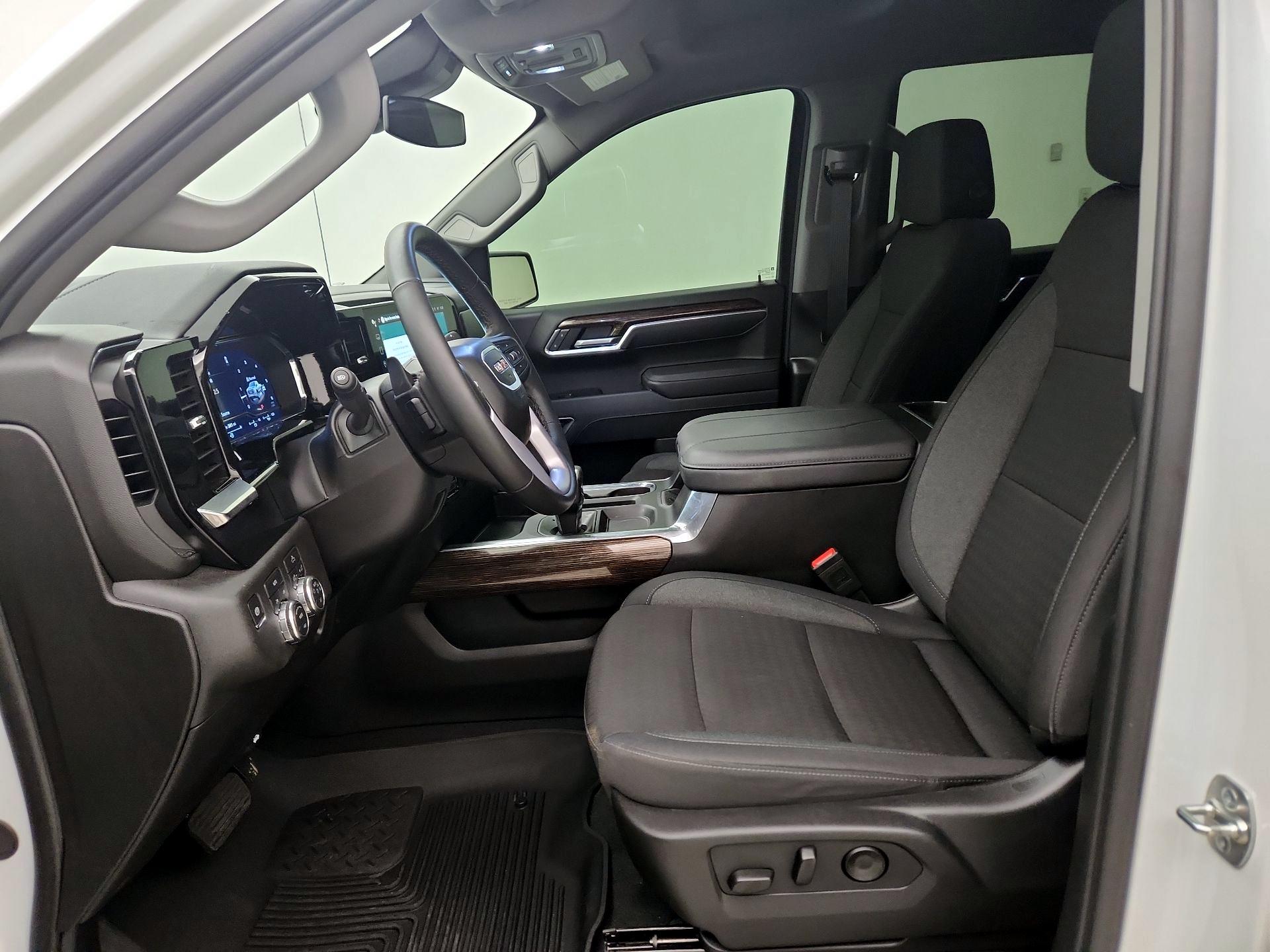 Thumbnail: 2025 GMC Sierra 1500 - 11