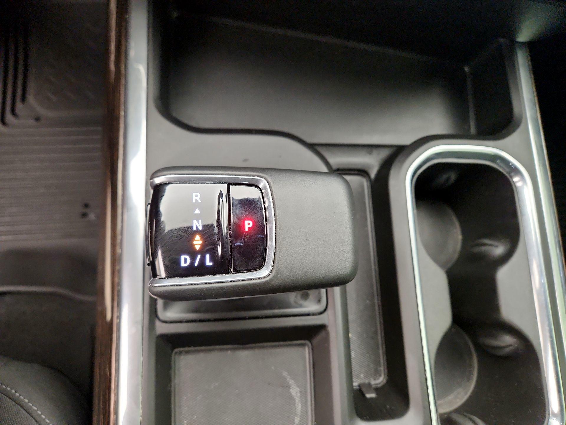 Thumbnail: 2025 GMC Sierra 1500 - 18