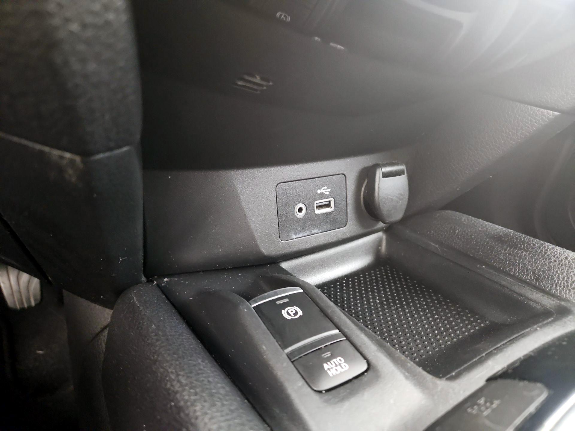 Thumbnail: 2019 Nissan Rogue - 19