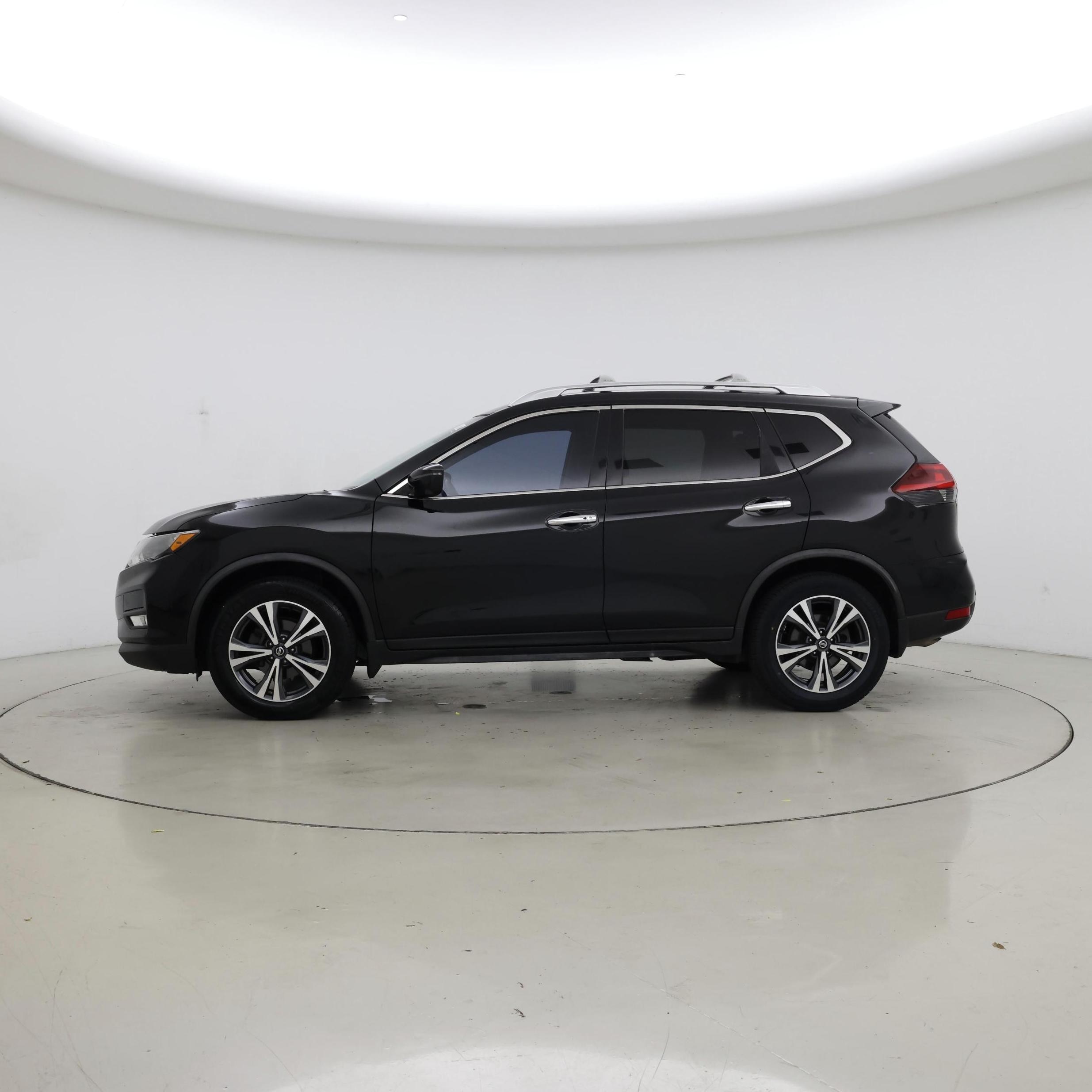 Thumbnail: 2019 Nissan Rogue - 3