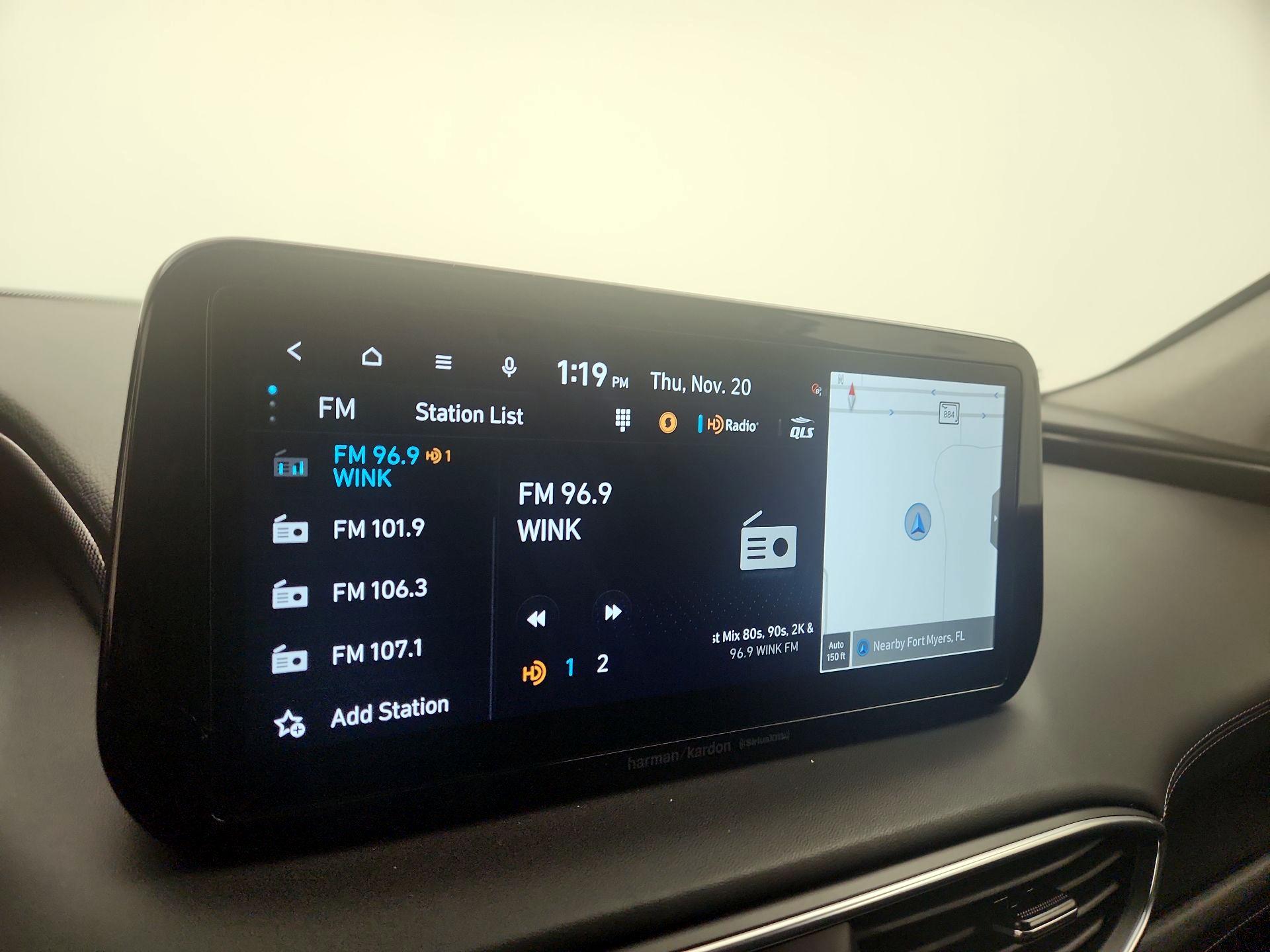 Thumbnail: 2022 Hyundai Santa Fe - 16