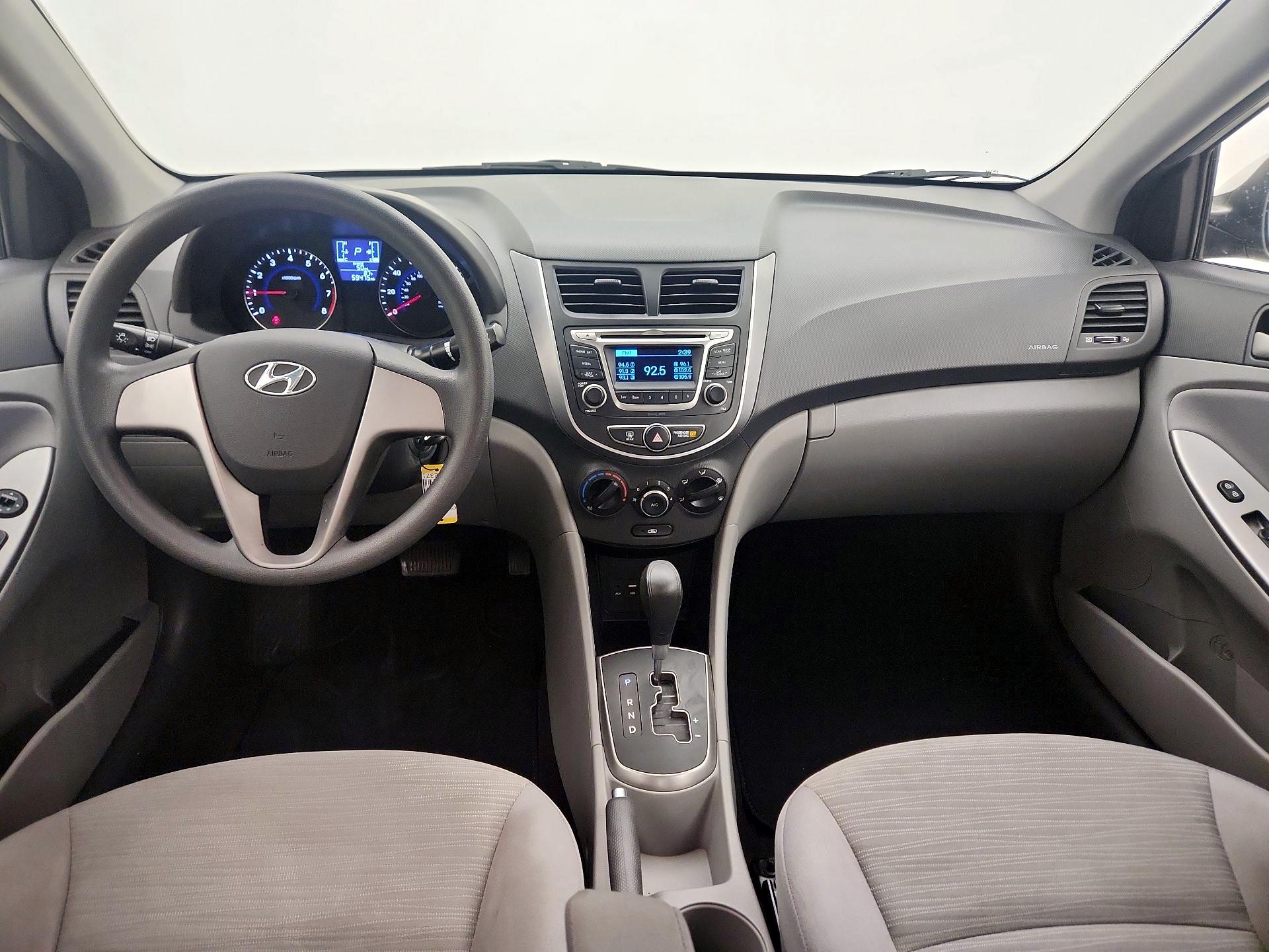 Thumbnail: 2016 Hyundai Accent - 9