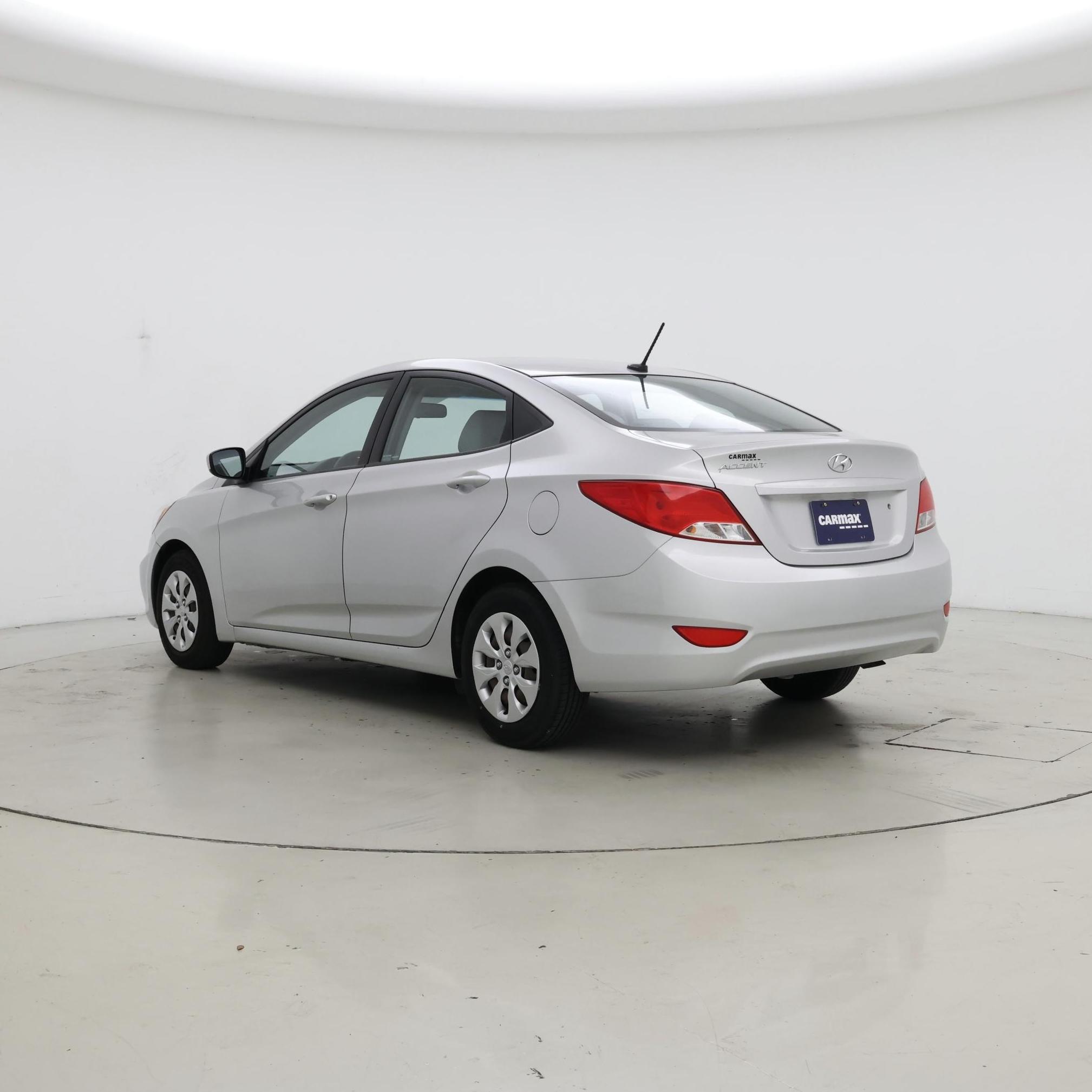 Thumbnail: 2016 Hyundai Accent - 2