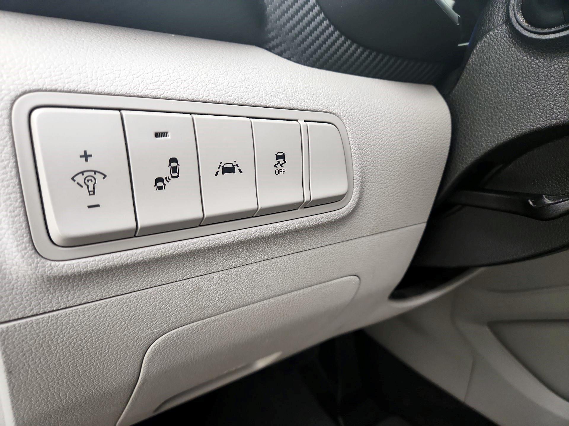 Thumbnail: 2020 Hyundai Tucson - 13