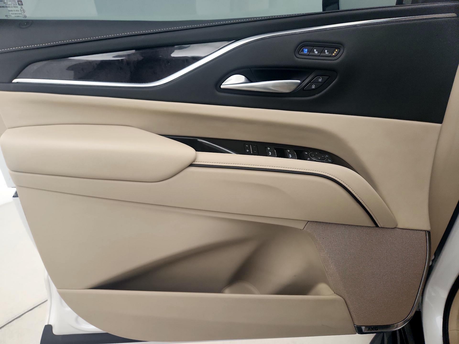 Thumbnail: 2023 Cadillac Escalade - 12