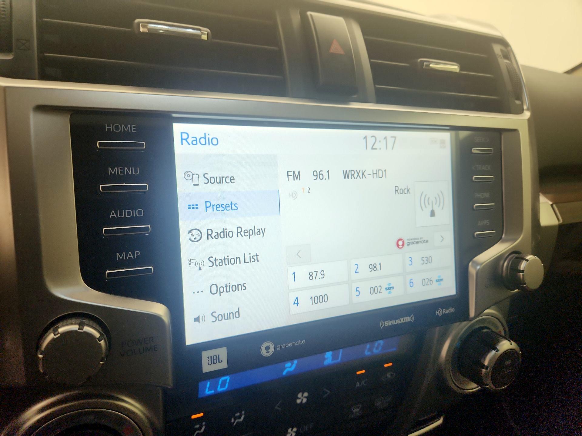 Thumbnail: 2021 Toyota 4Runner - 16