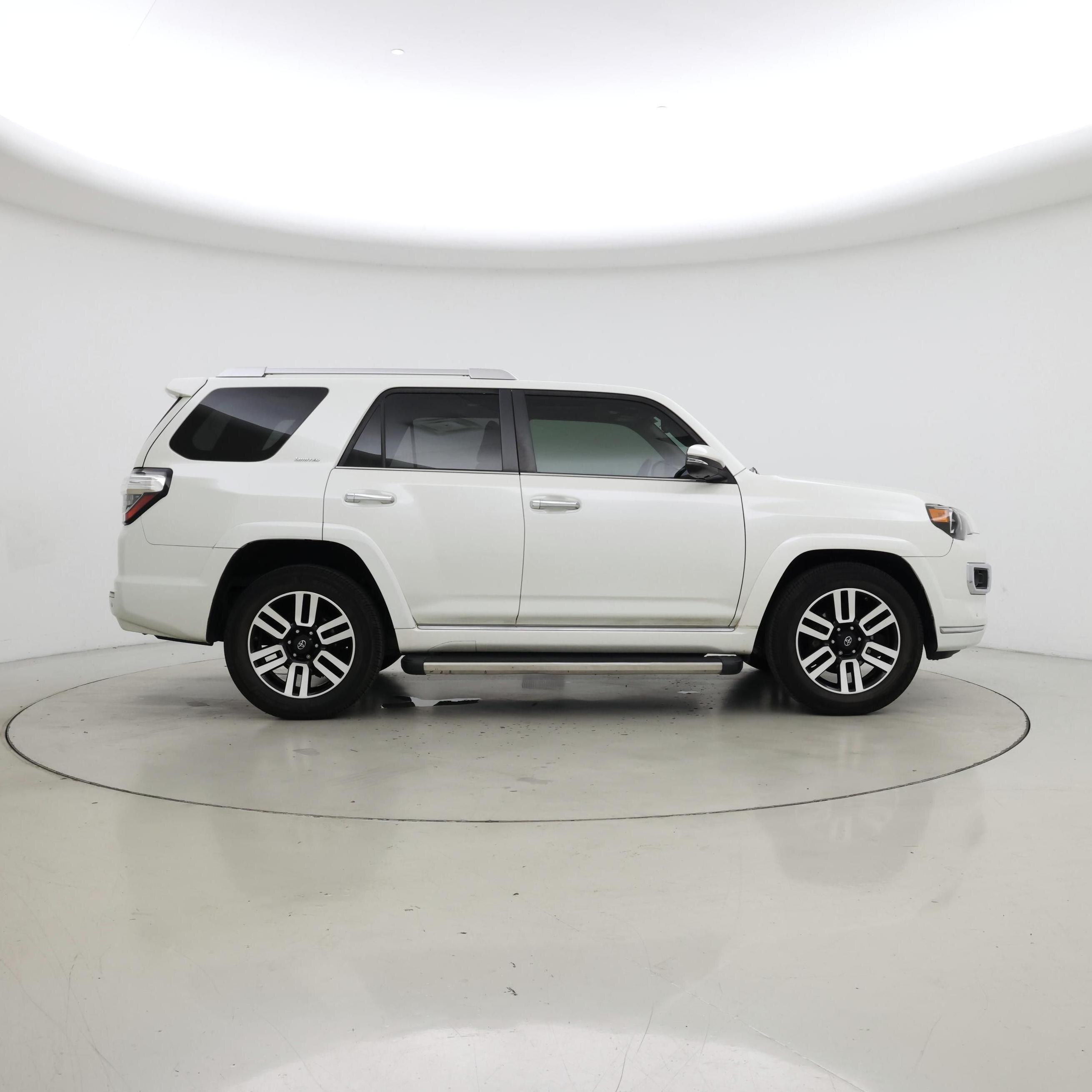Thumbnail: 2021 Toyota 4Runner - 7