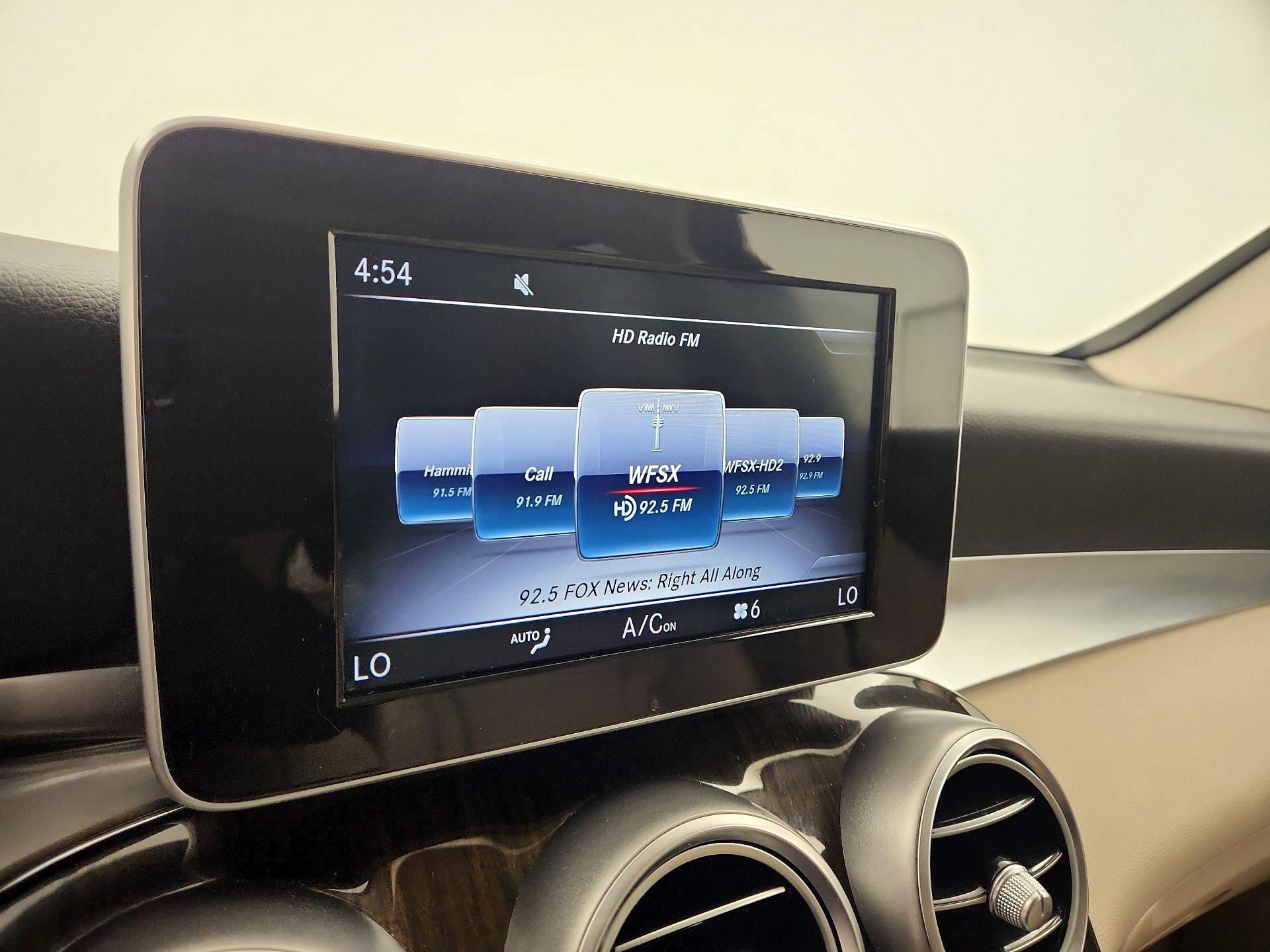 Thumbnail: 2018 Mercedes-Benz GLC - 15