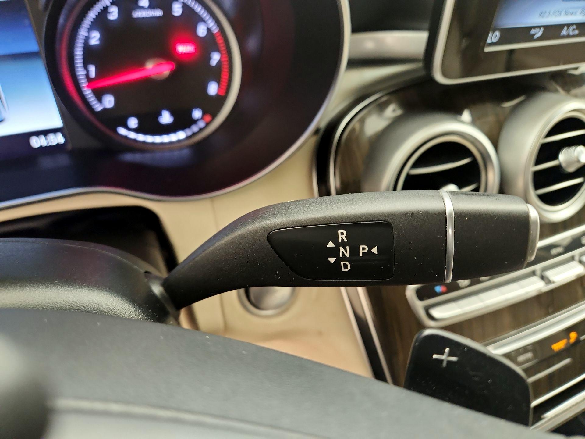 Thumbnail: 2018 Mercedes-Benz GLC - 17