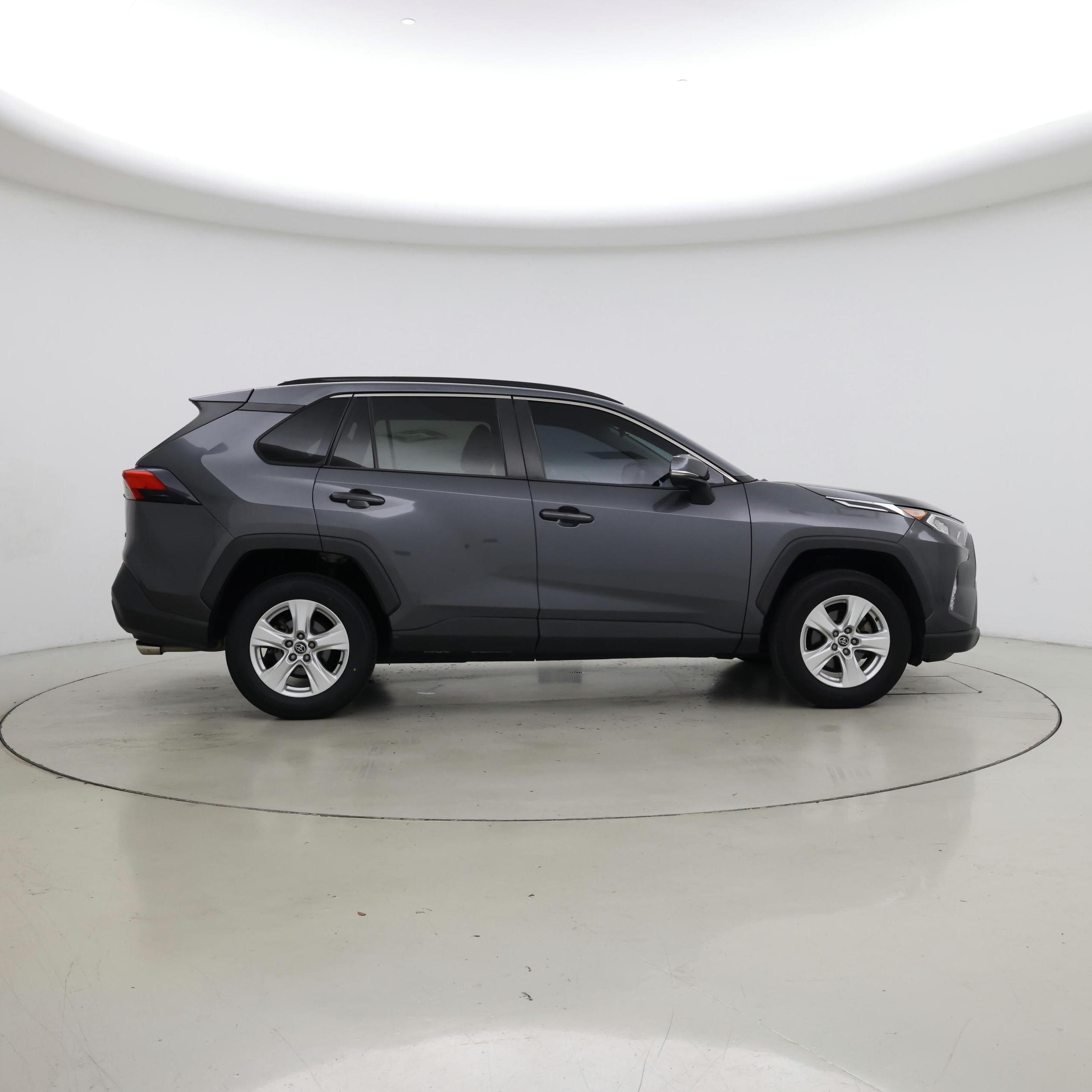 Thumbnail: 2020 Toyota RAV4 - 7