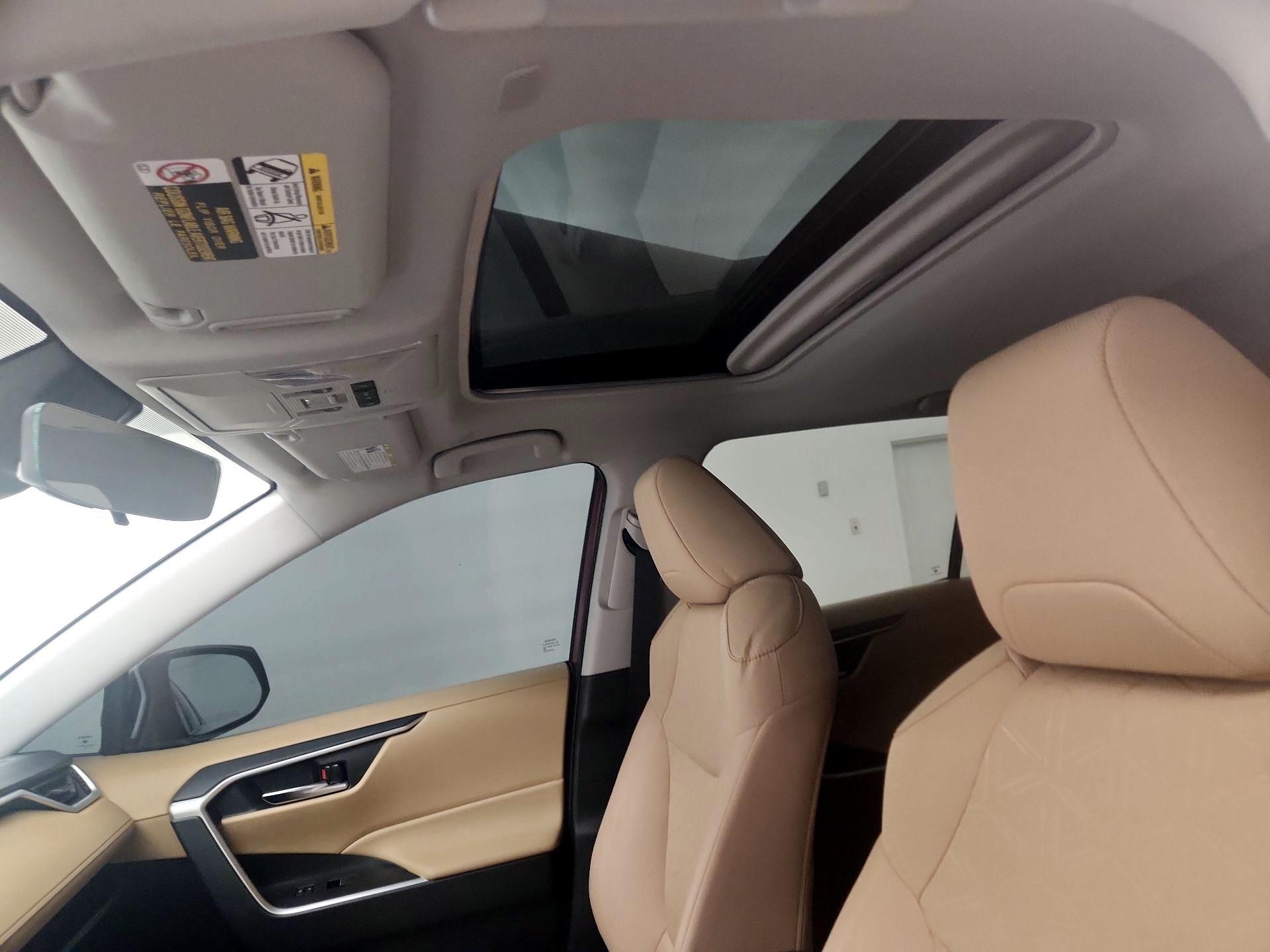 Thumbnail: 2025 Toyota RAV4 - 19